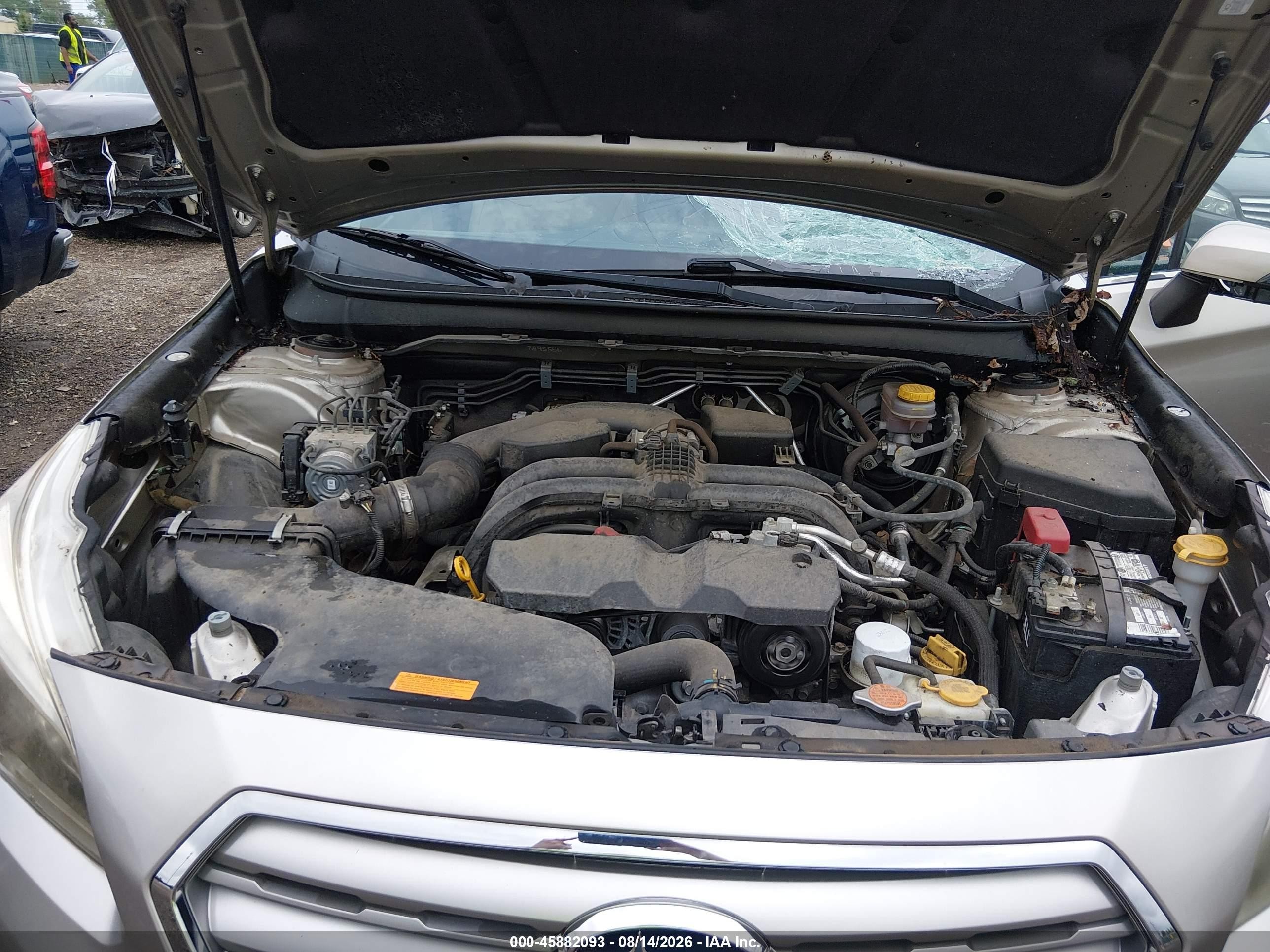 2015 Subaru Outback 2.5i Limited Silver vin: 4S4BSBNC4F3361932