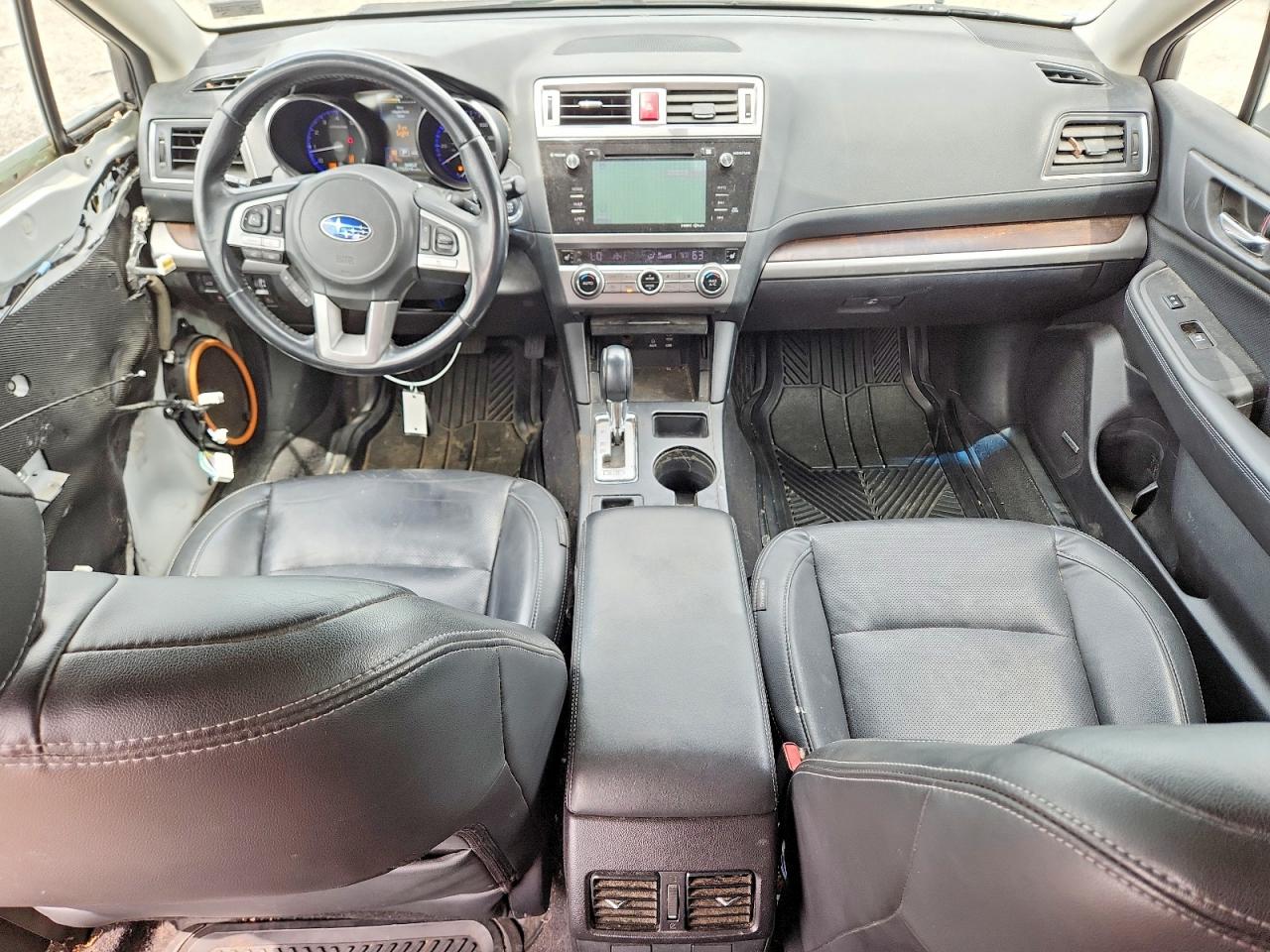 2015 Subaru Outback 2.5i Limited White vin: 4S4BSBNC5F3270698
