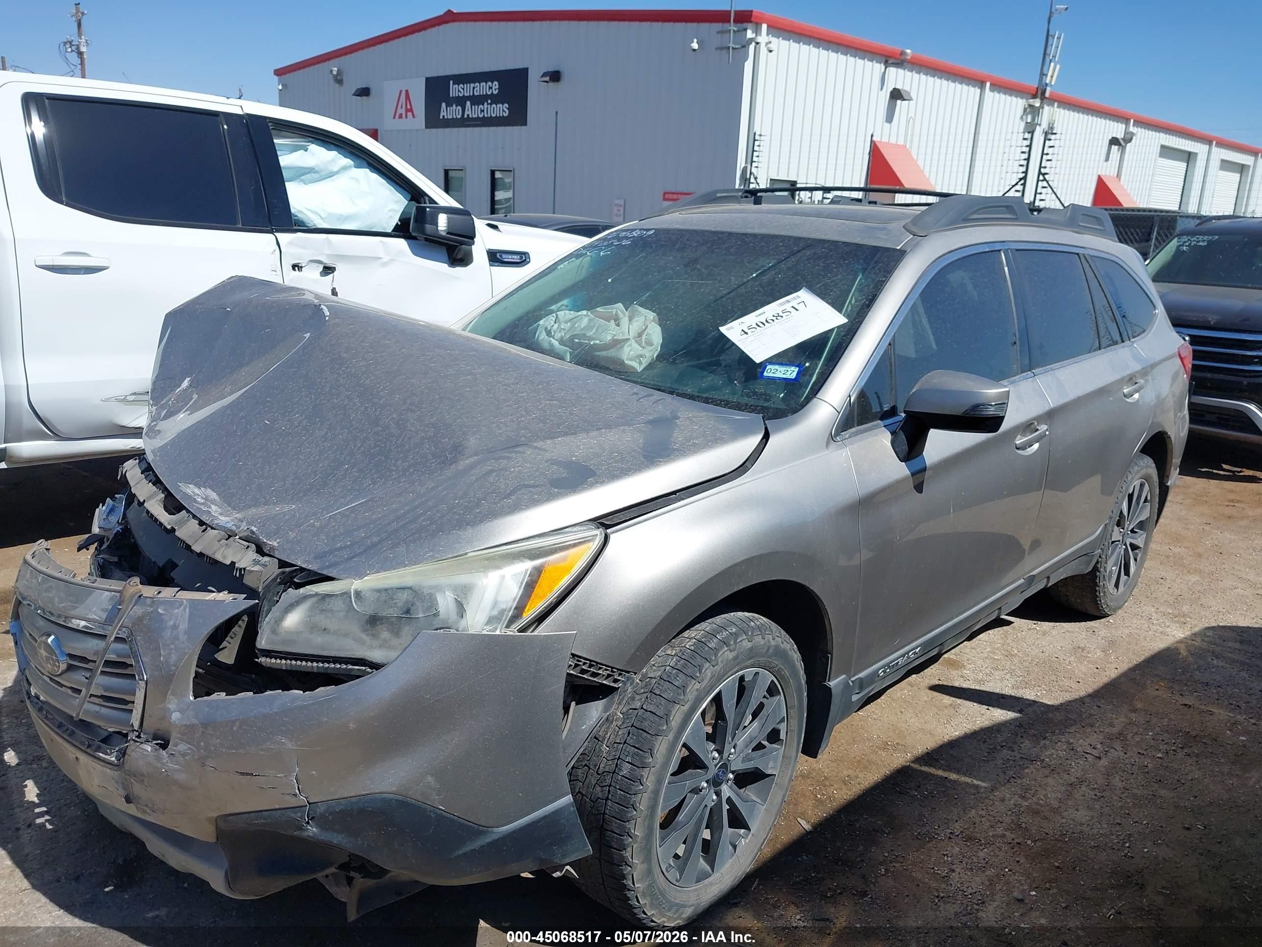 2015 Subaru Outback 2.5i Limited Champagne vin: 4S4BSBNC5F3295620
