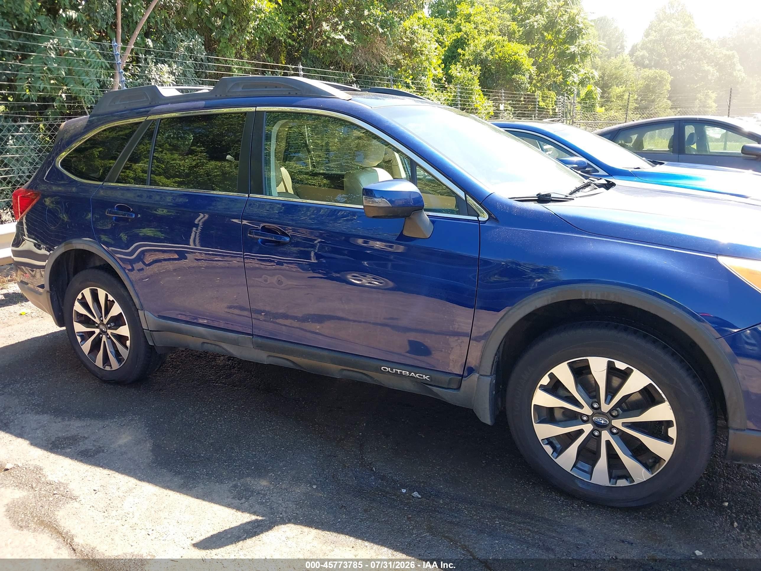 2015 Subaru Outback 2.5i Limited Blue vin: 4S4BSBNC7F3270945
