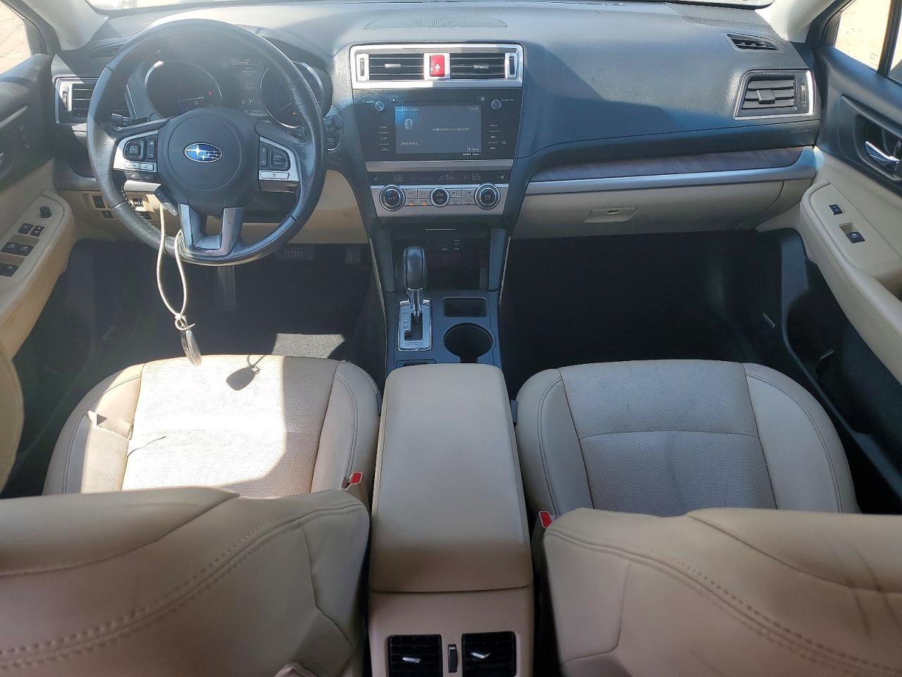 2015 Subaru Outback 2.5i Limited Золотой vin: 4S4BSBNC7F3280746
