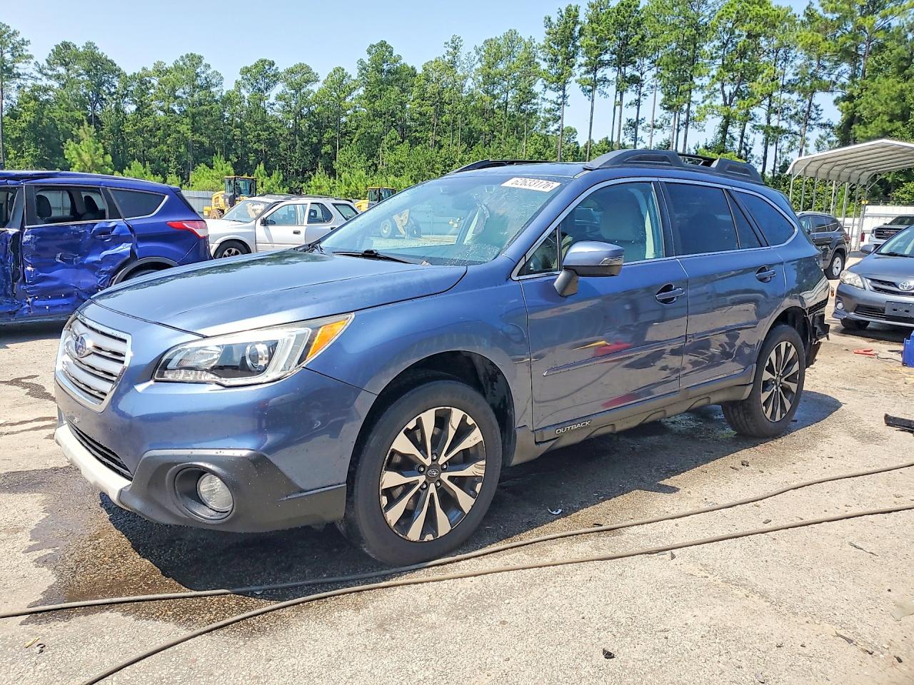 2015 Subaru Outback 2.5i Limited Синий vin: 4S4BSBNC8F3233757