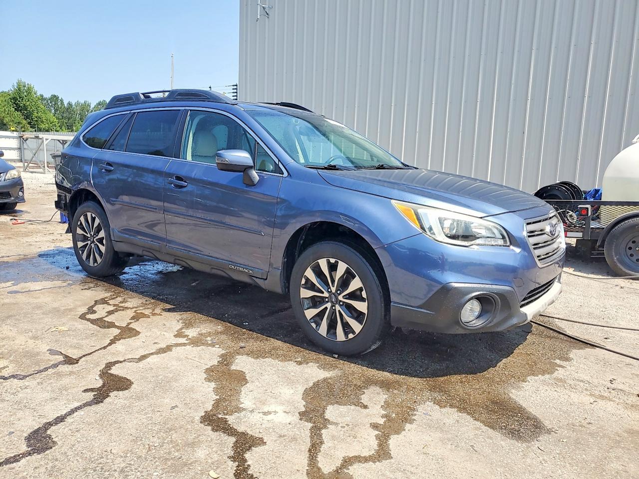 2015 Subaru Outback 2.5i Limited Синий vin: 4S4BSBNC8F3233757