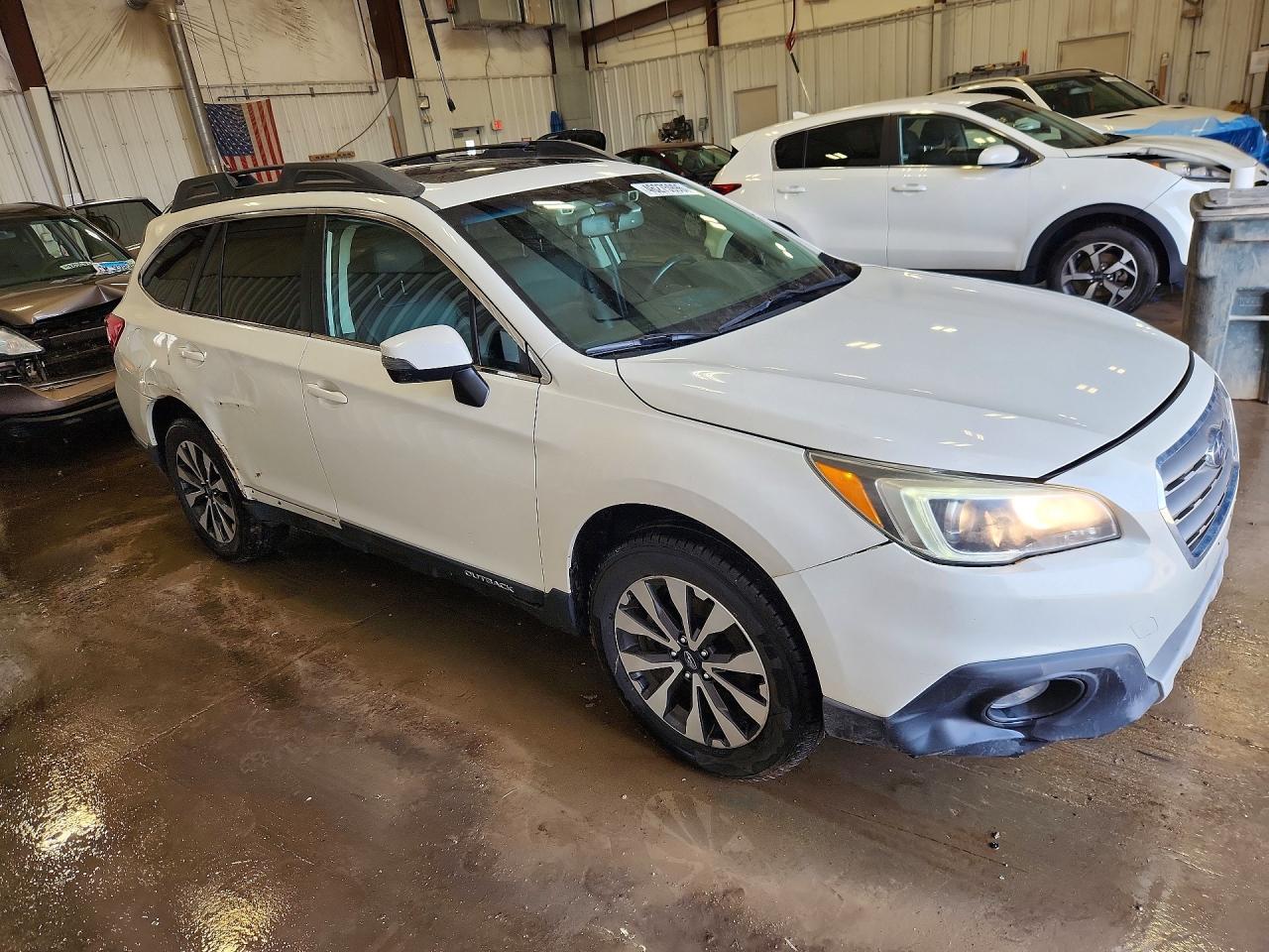 2015 Subaru Outback 2.5i Limited White vin: 4S4BSBNC8F3342459