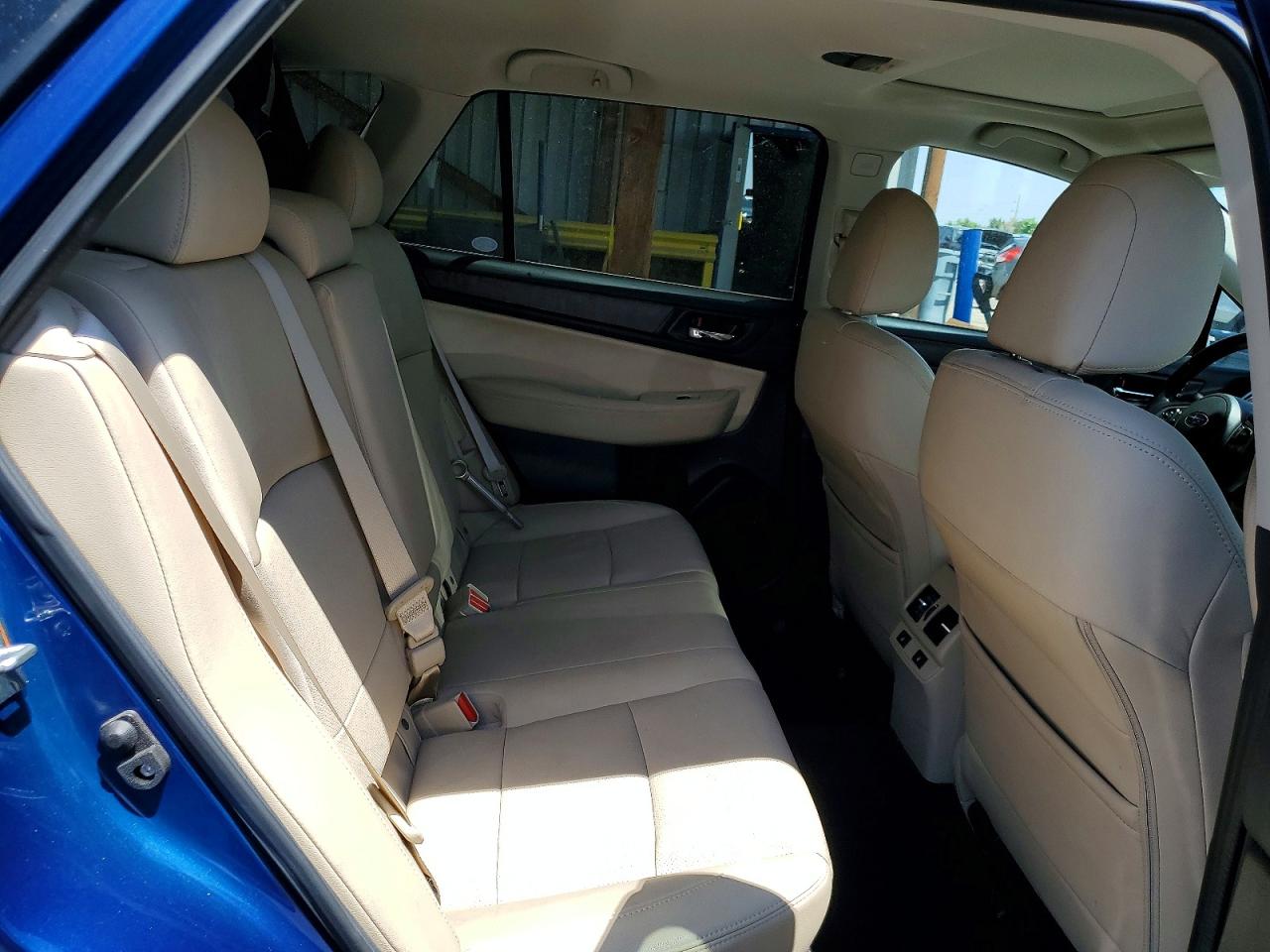 2016 Subaru Outback 2.5i Limited Blue vin: 4S4BSBNC8G3287335