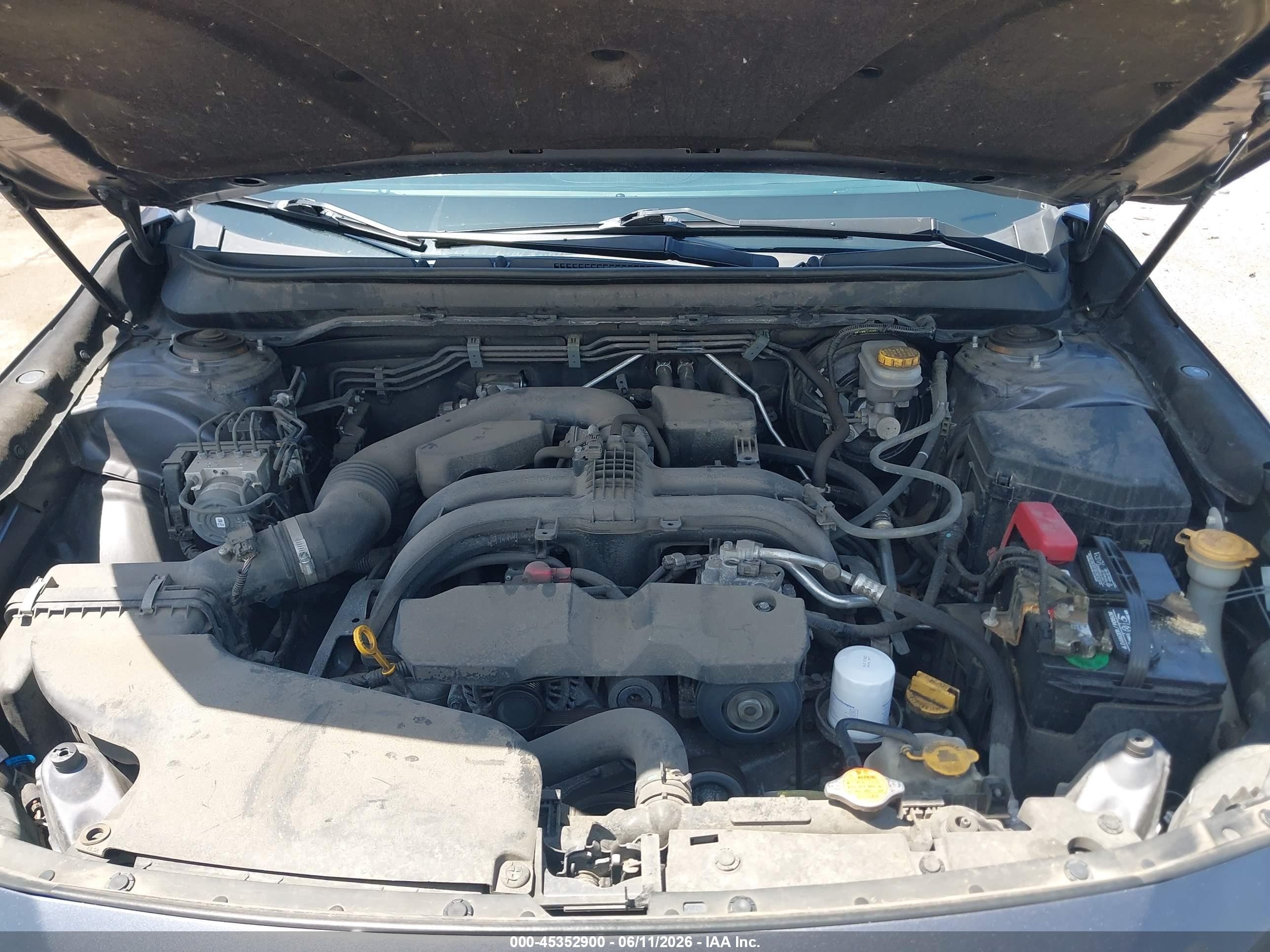 2015 Subaru Outback 2.5i Limited Серый vin: 4S4BSBNC9F3269778