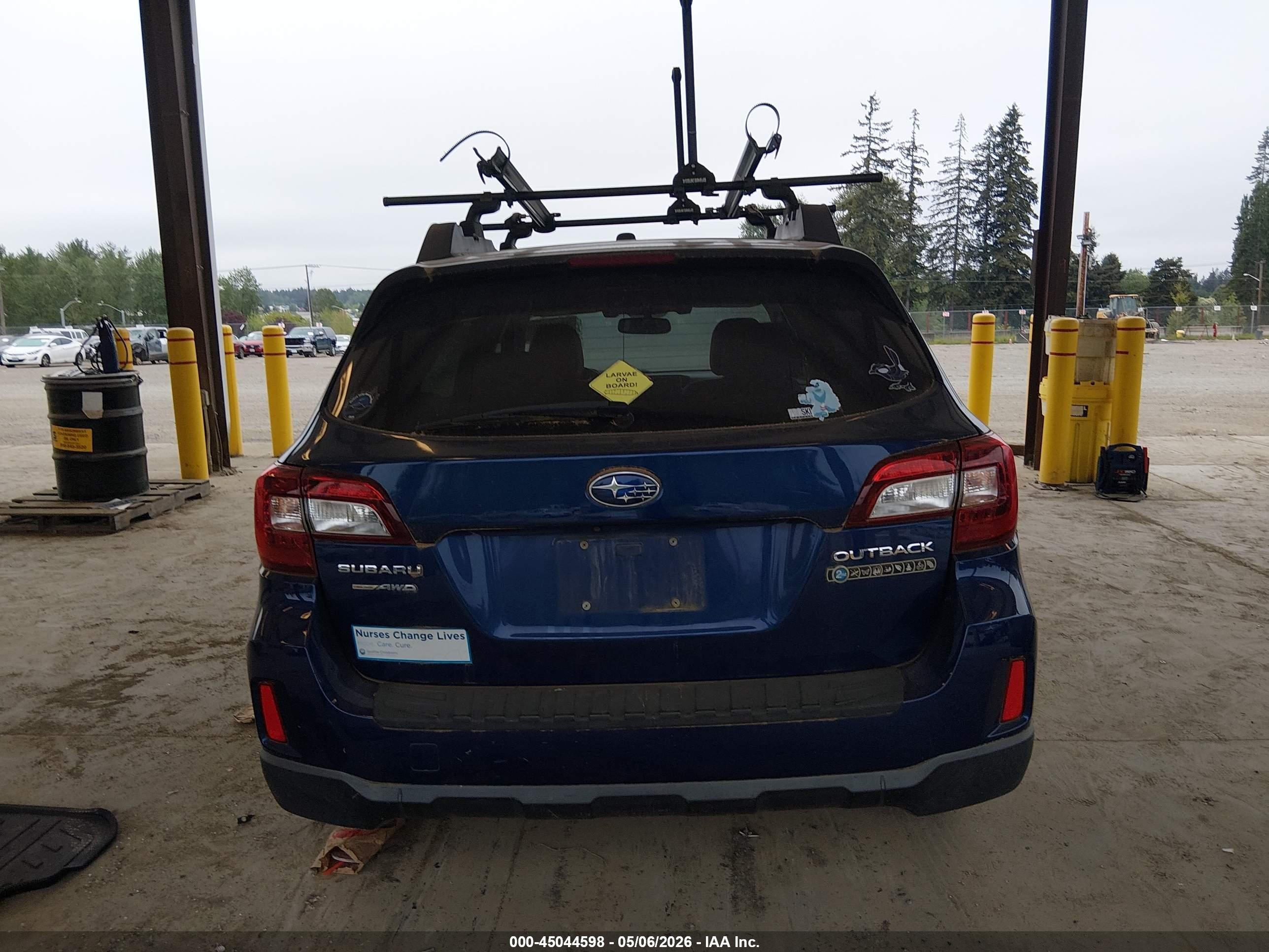 2015 Subaru Outback 2.5i Limited Синий vin: 4S4BSBNC9F3276357