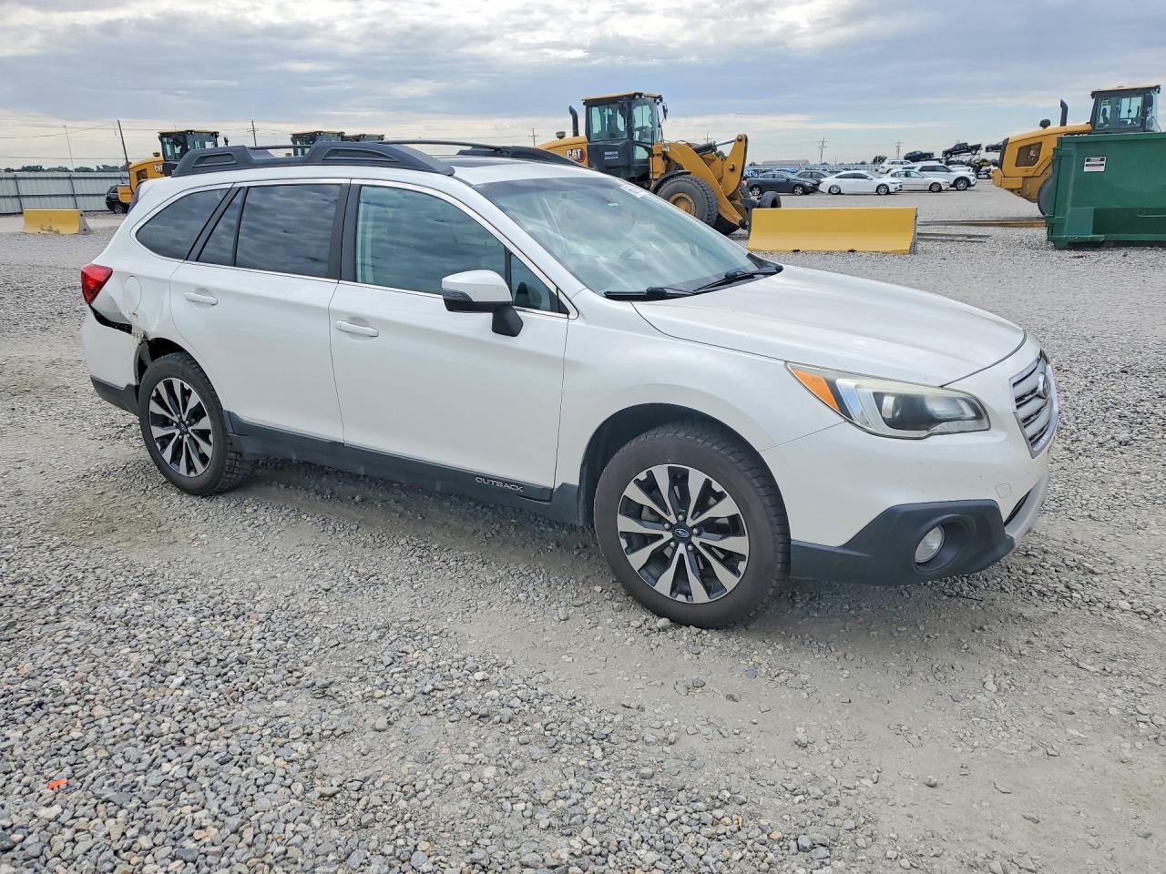 2015 Subaru Outback 2.5i Limited White vin: 4S4BSBNC9F3286998