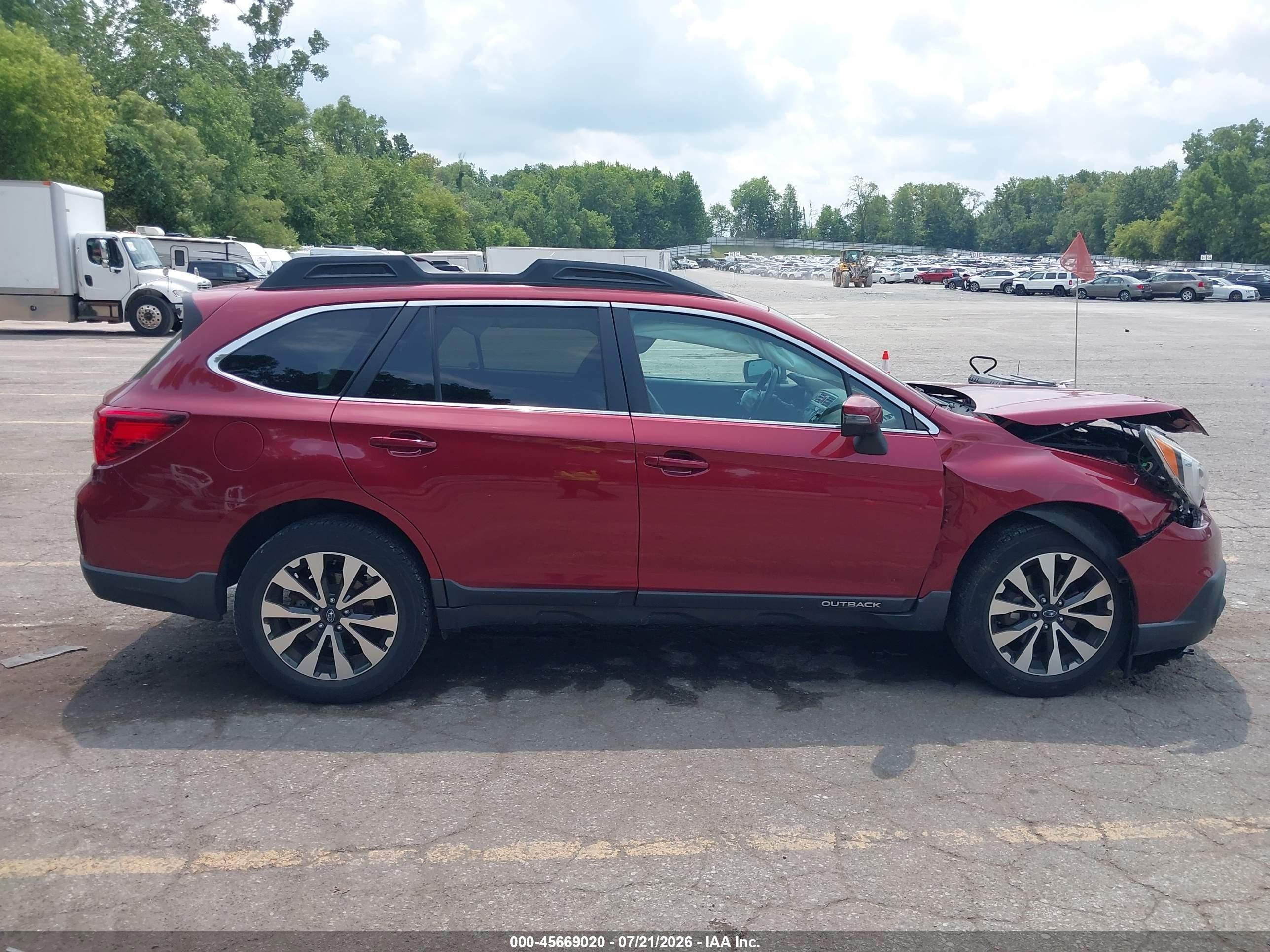 2016 Subaru Outback 2.5i Limited Бордовый vin: 4S4BSBNC9G3344206