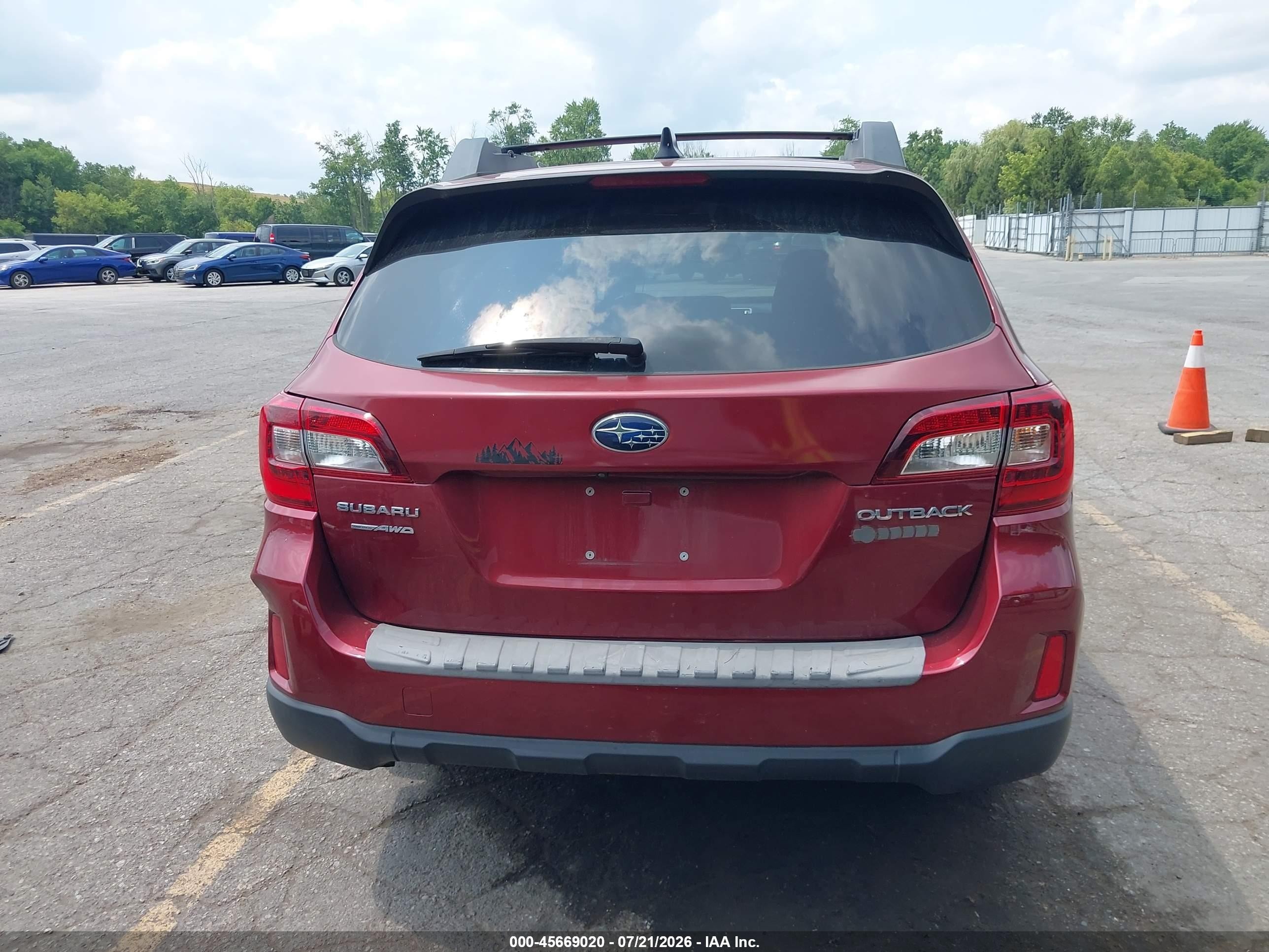 2016 Subaru Outback 2.5i Limited Бордовый vin: 4S4BSBNC9G3344206