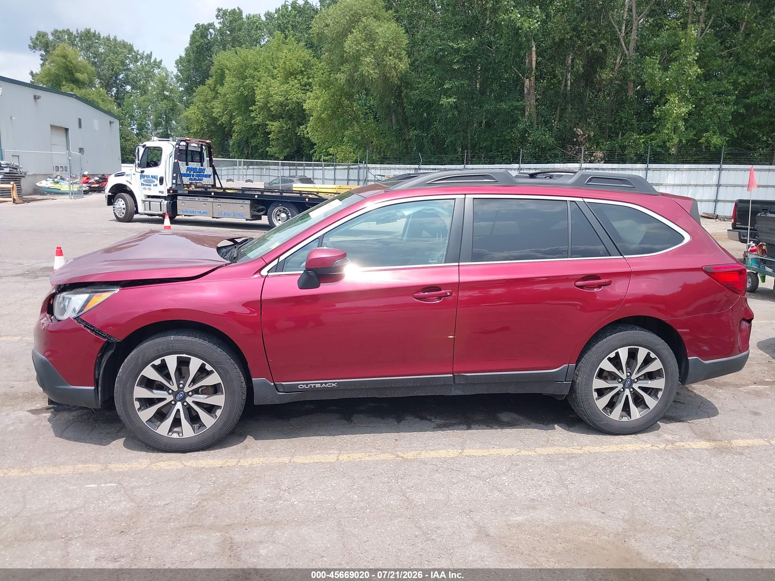 2016 Subaru Outback 2.5i Limited Бордовый vin: 4S4BSBNC9G3344206