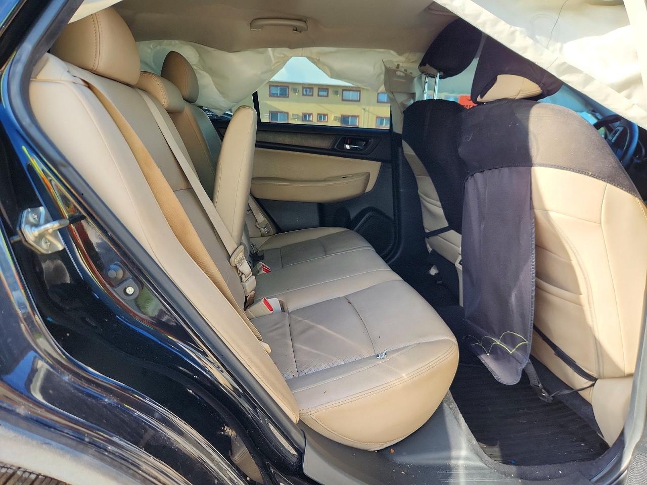 2015 Subaru Outback 2.5i Limited Black vin: 4S4BSBNCXF3271734