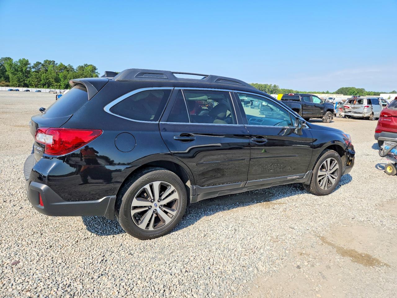 2019 Subaru Outback 3.6r Limited Black vin: 4S4BSEJC5K3327953