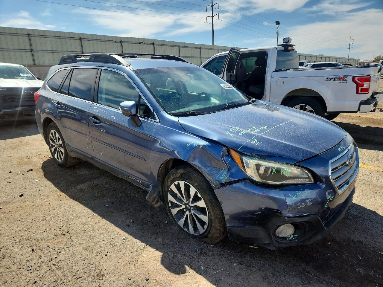 2015 Subaru Outback 3.6r Limited Blue vin: 4S4BSEJC8F3314670