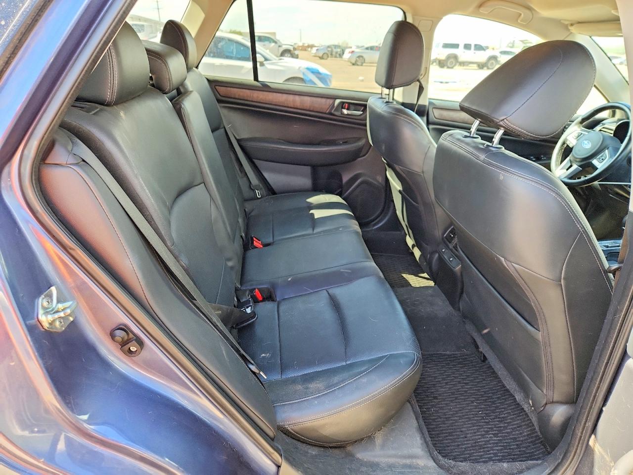 2015 Subaru Outback 3.6r Limited Blue vin: 4S4BSEJC8F3314670
