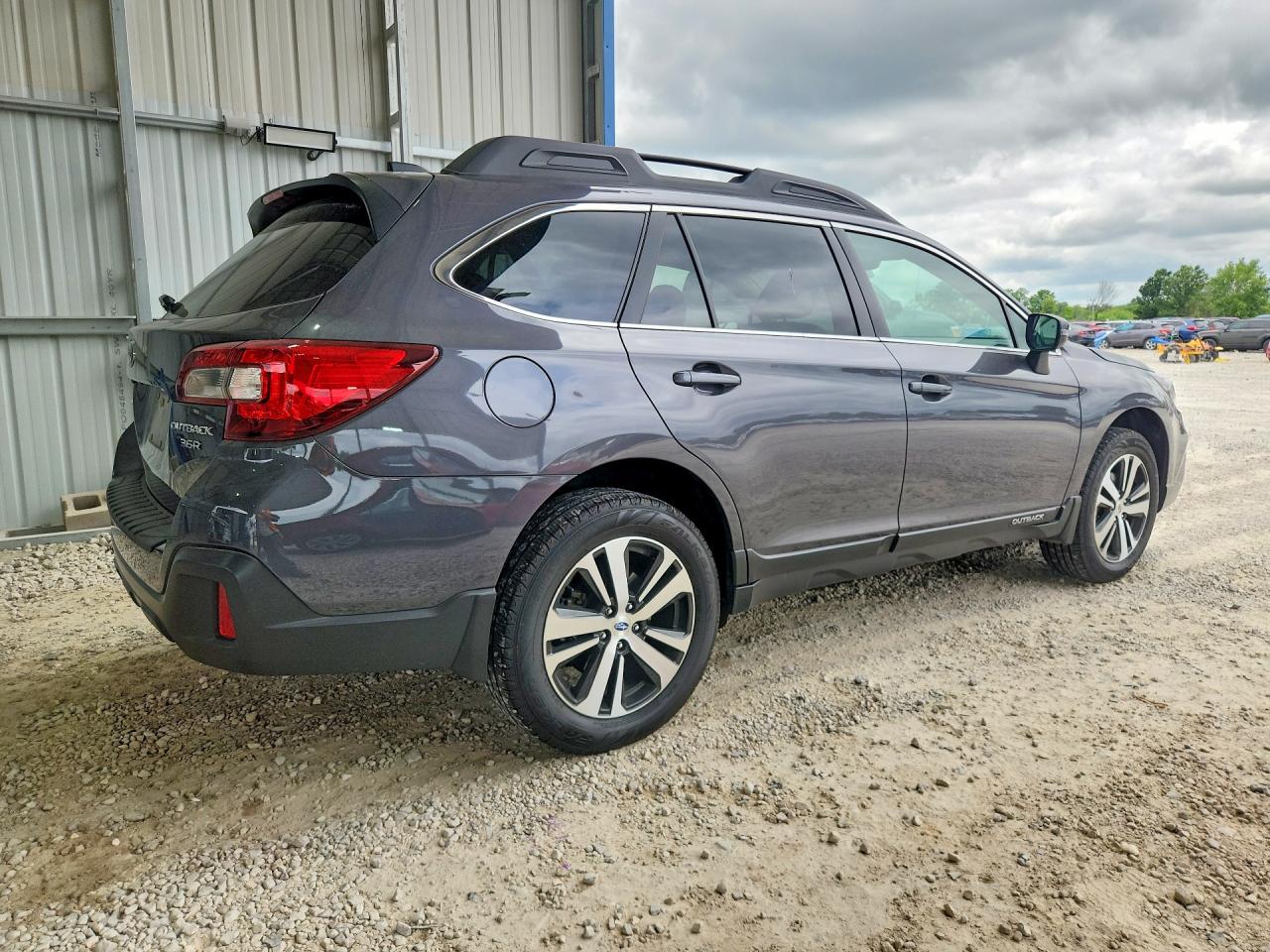 2019 Subaru Outback 3.6r Limited Blue vin: 4S4BSEJCXK3392474