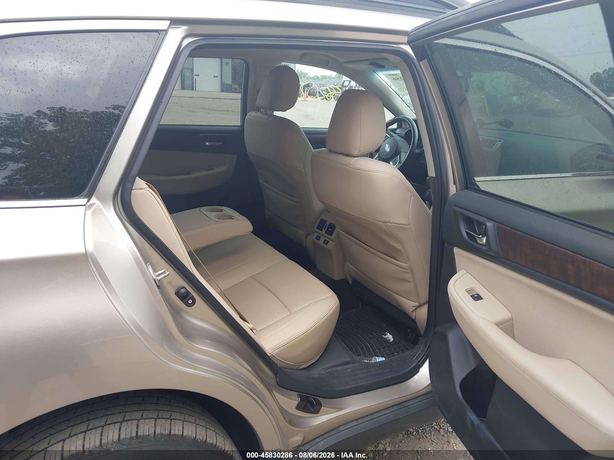 2015 Subaru Outback 3.6r Limited Tan vin: 4S4BSELC1F3229800