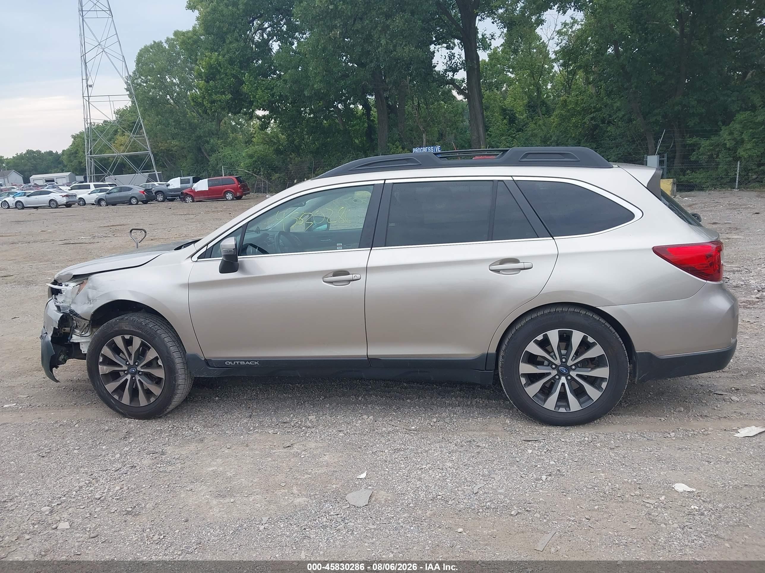 2015 Subaru Outback 3.6r Limited Tan vin: 4S4BSELC1F3229800