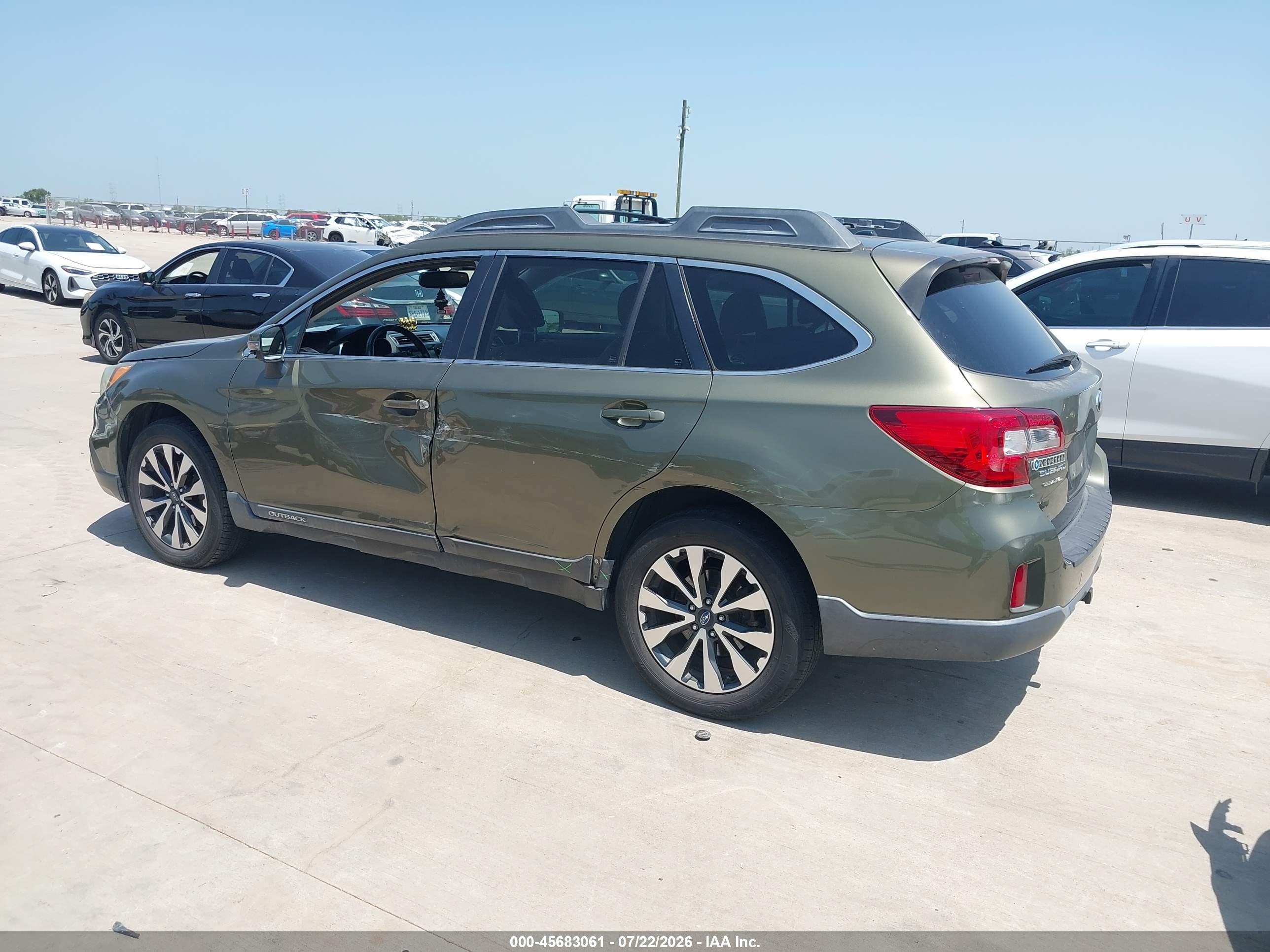 2015 Subaru Outback 3.6r Limited Green vin: 4S4BSELC2F3223469