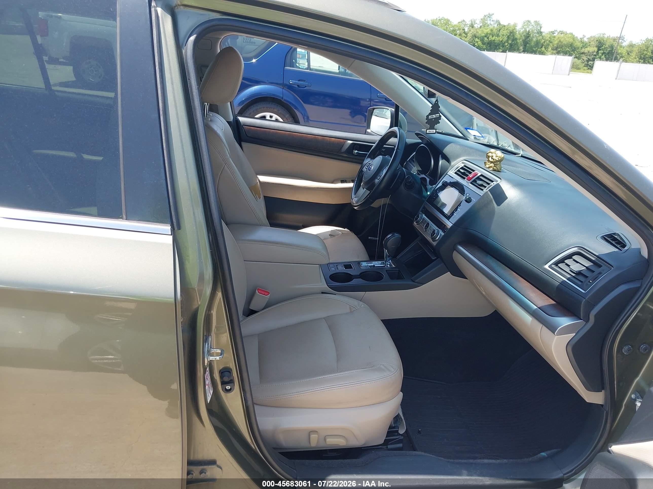 2015 Subaru Outback 3.6r Limited Green vin: 4S4BSELC2F3223469