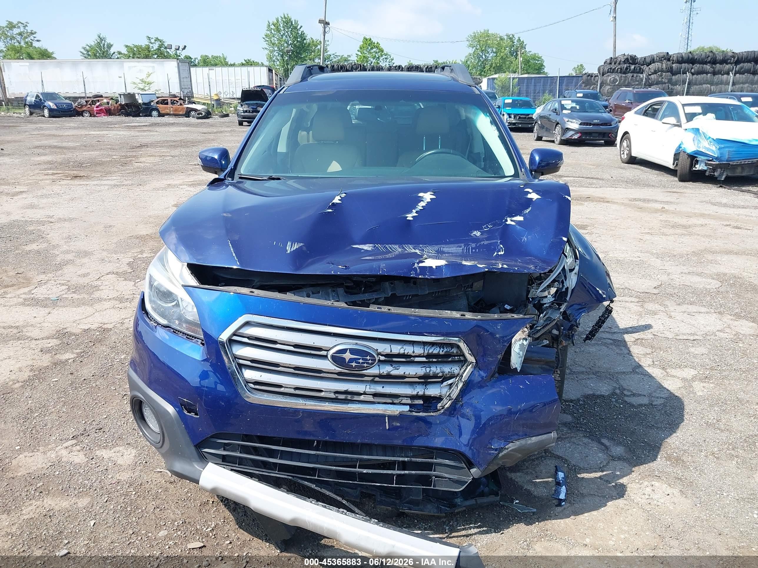 2015 Subaru Outback 3.6r Limited Blue vin: 4S4BSELC4F3327901