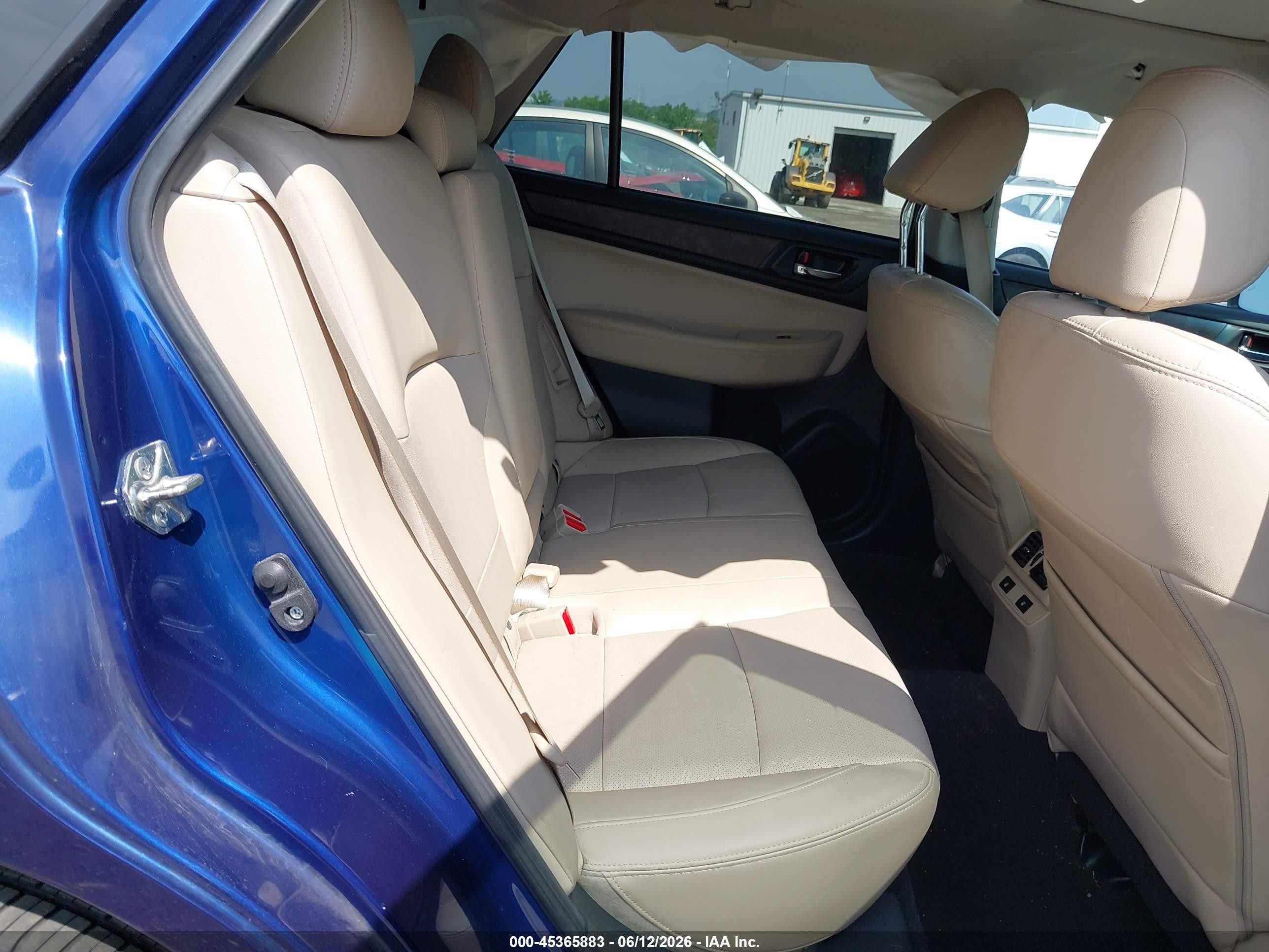 2015 Subaru Outback 3.6r Limited Blue vin: 4S4BSELC4F3327901