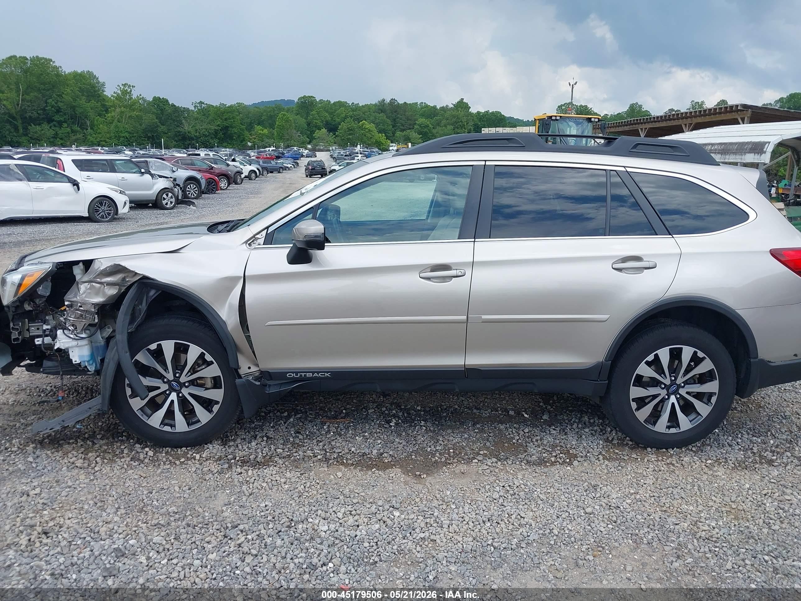 2015 Subaru Outback 3.6r Limited Beige vin: 4S4BSENC0F3339931