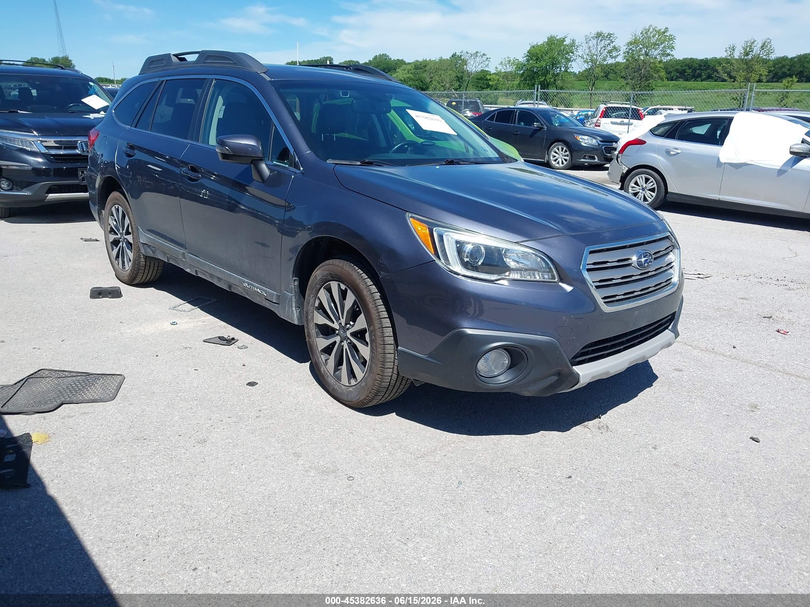 2015 Subaru Outback 3.6r Limited Gray vin: 4S4BSENC1F3287371