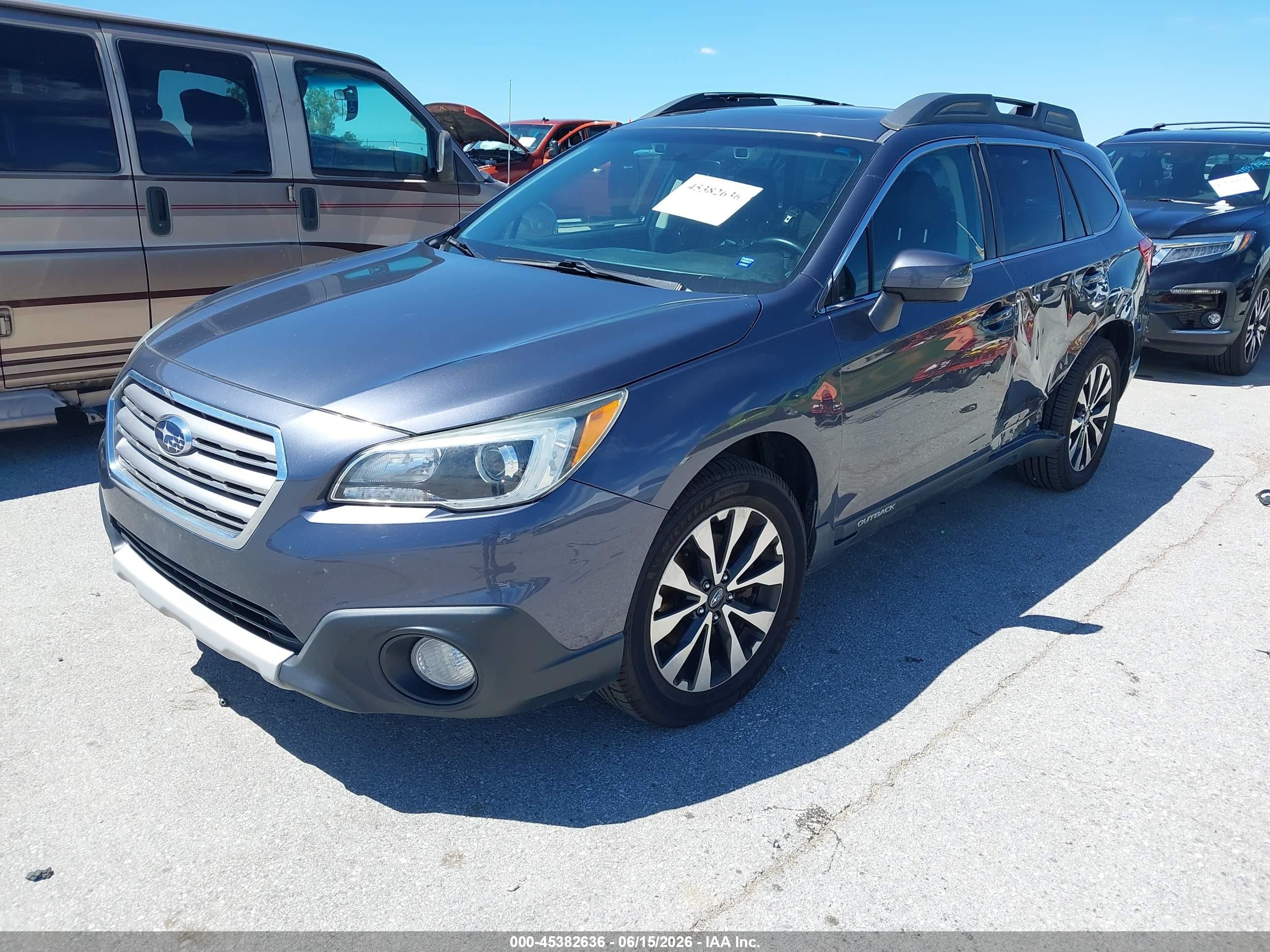 2015 Subaru Outback 3.6r Limited Gray vin: 4S4BSENC1F3287371