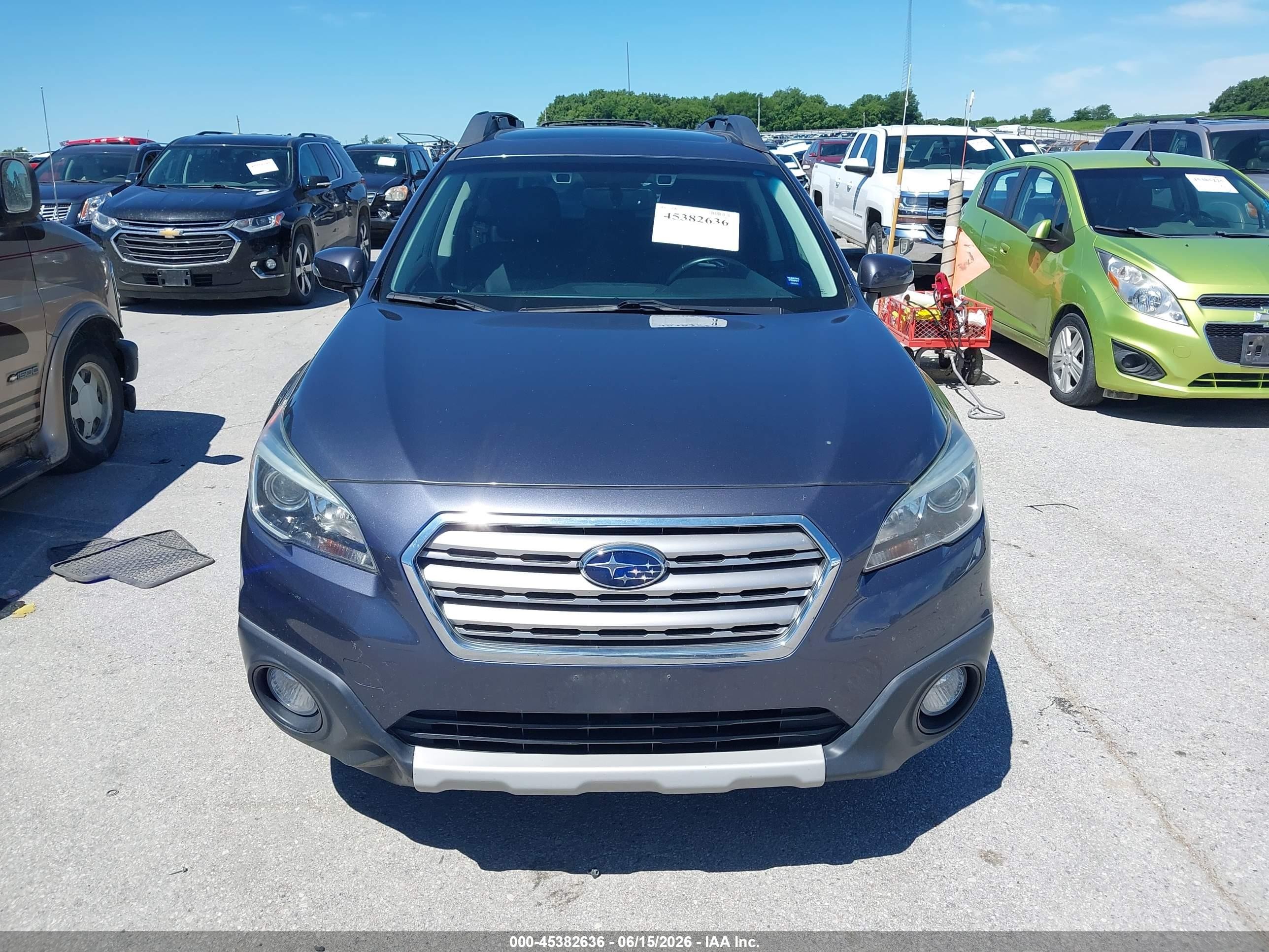 2015 Subaru Outback 3.6r Limited Gray vin: 4S4BSENC1F3287371