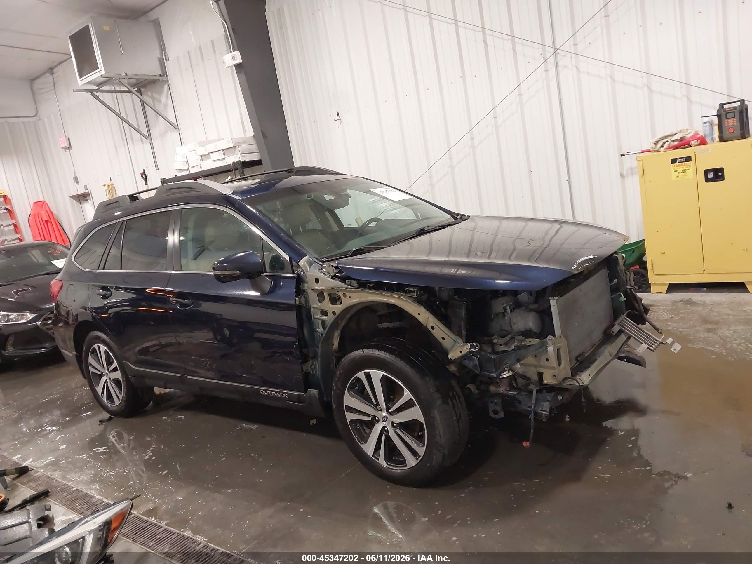 2018 Subaru Outback 3.6r Limited Blue vin: 4S4BSENC1J3261961
