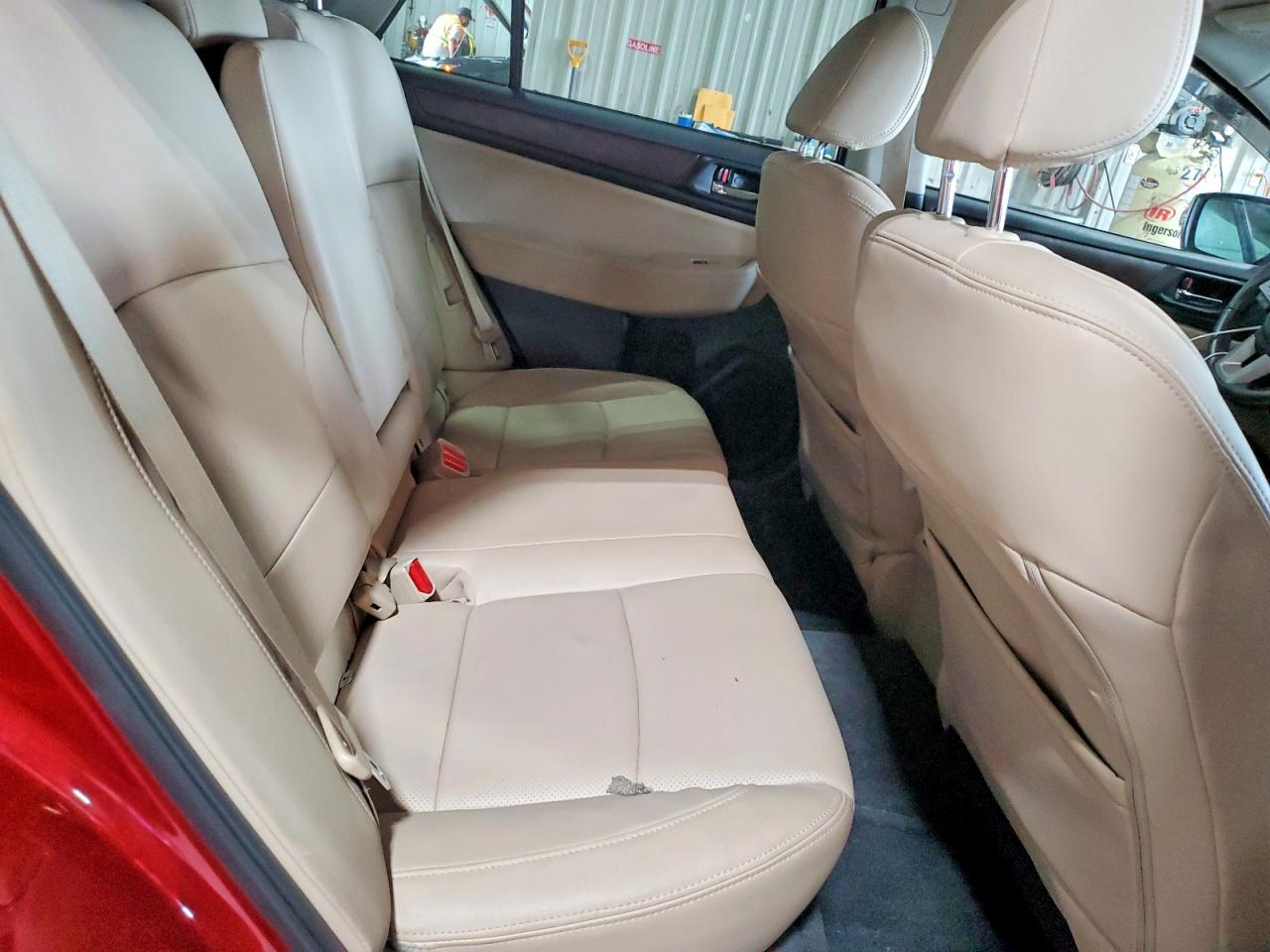 2015 Subaru Outback 3.6r Limited Red vin: 4S4BSENC2F3223520