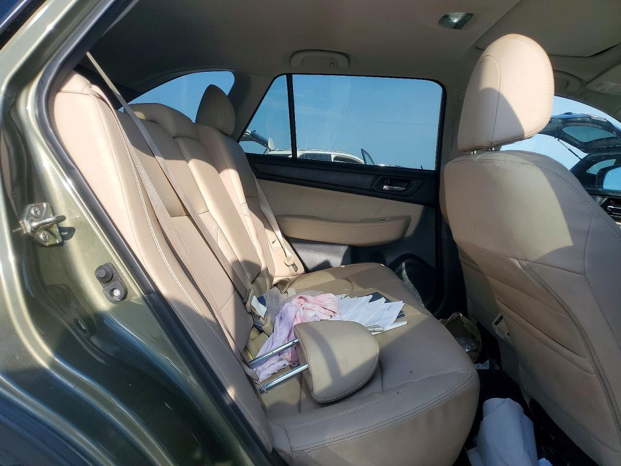 2019 Subaru Outback 3.6r Limited Green vin: 4S4BSENC2K3310750