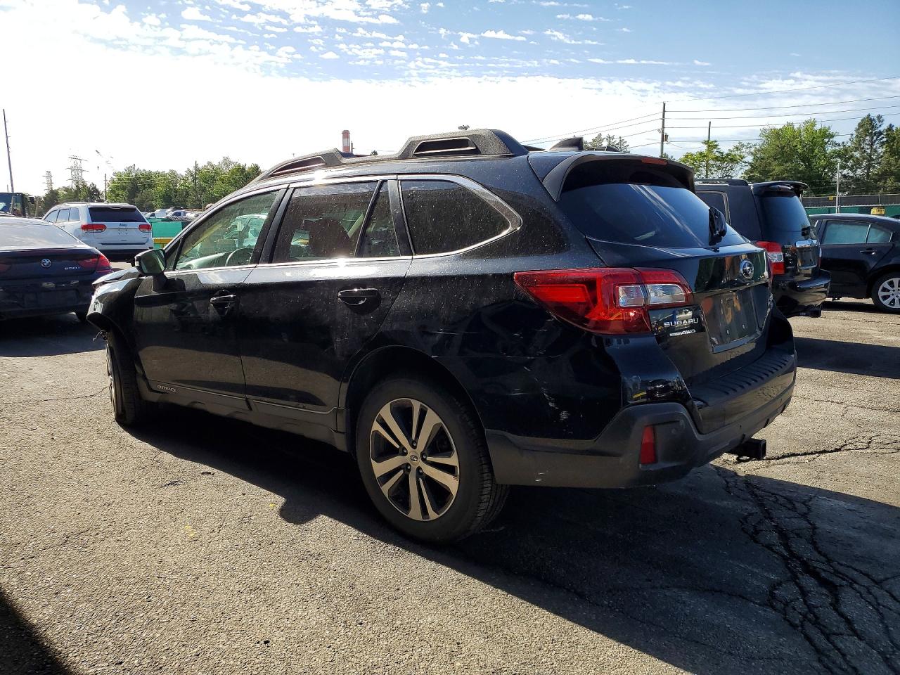 2018 Subaru Outback 3.6r Limited Black vin: 4S4BSENC3J3288546