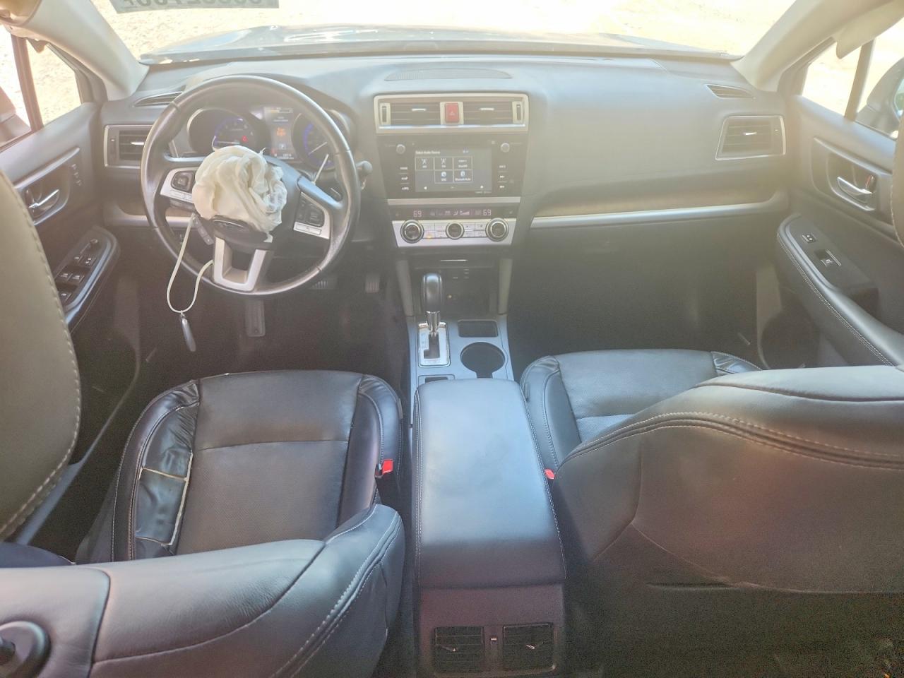 2015 Subaru Outback 3.6r Limited Silver vin: 4S4BSENC4F3348468