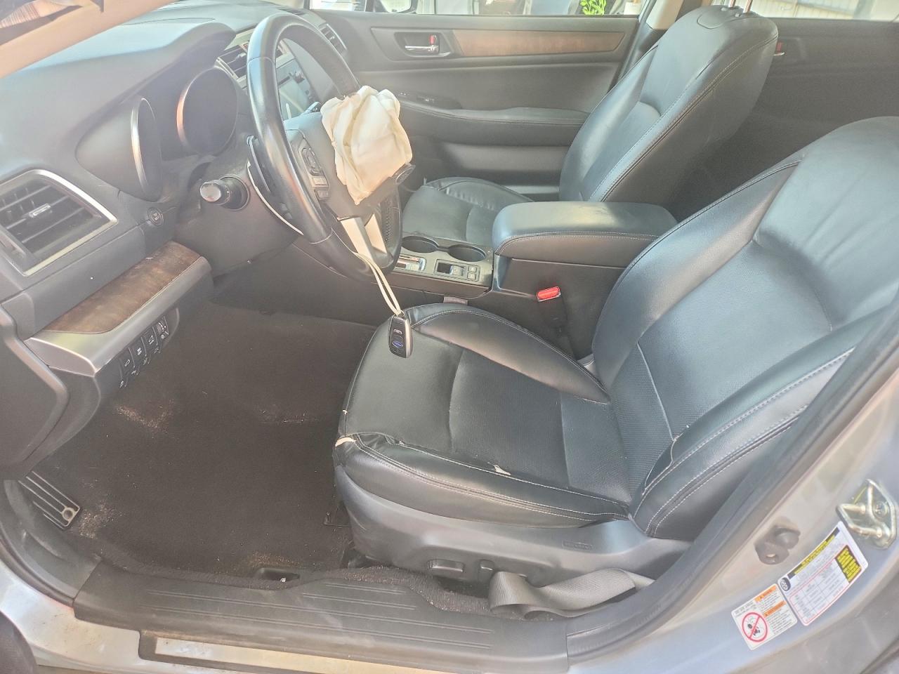 2015 Subaru Outback 3.6r Limited Silver vin: 4S4BSENC4F3348468