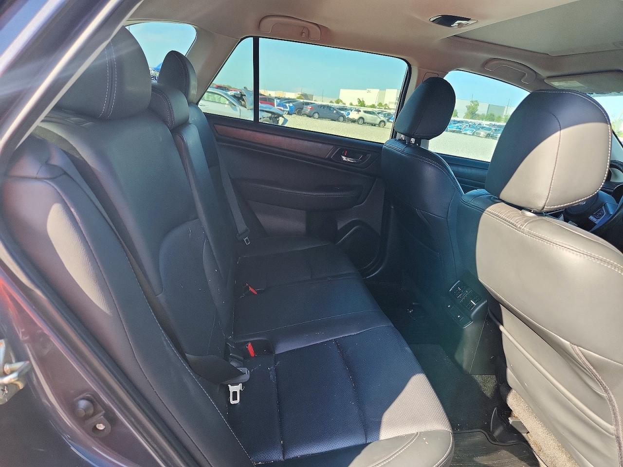 2015 Subaru Outback 3.6r Limited Gray vin: 4S4BSENC5F3230011