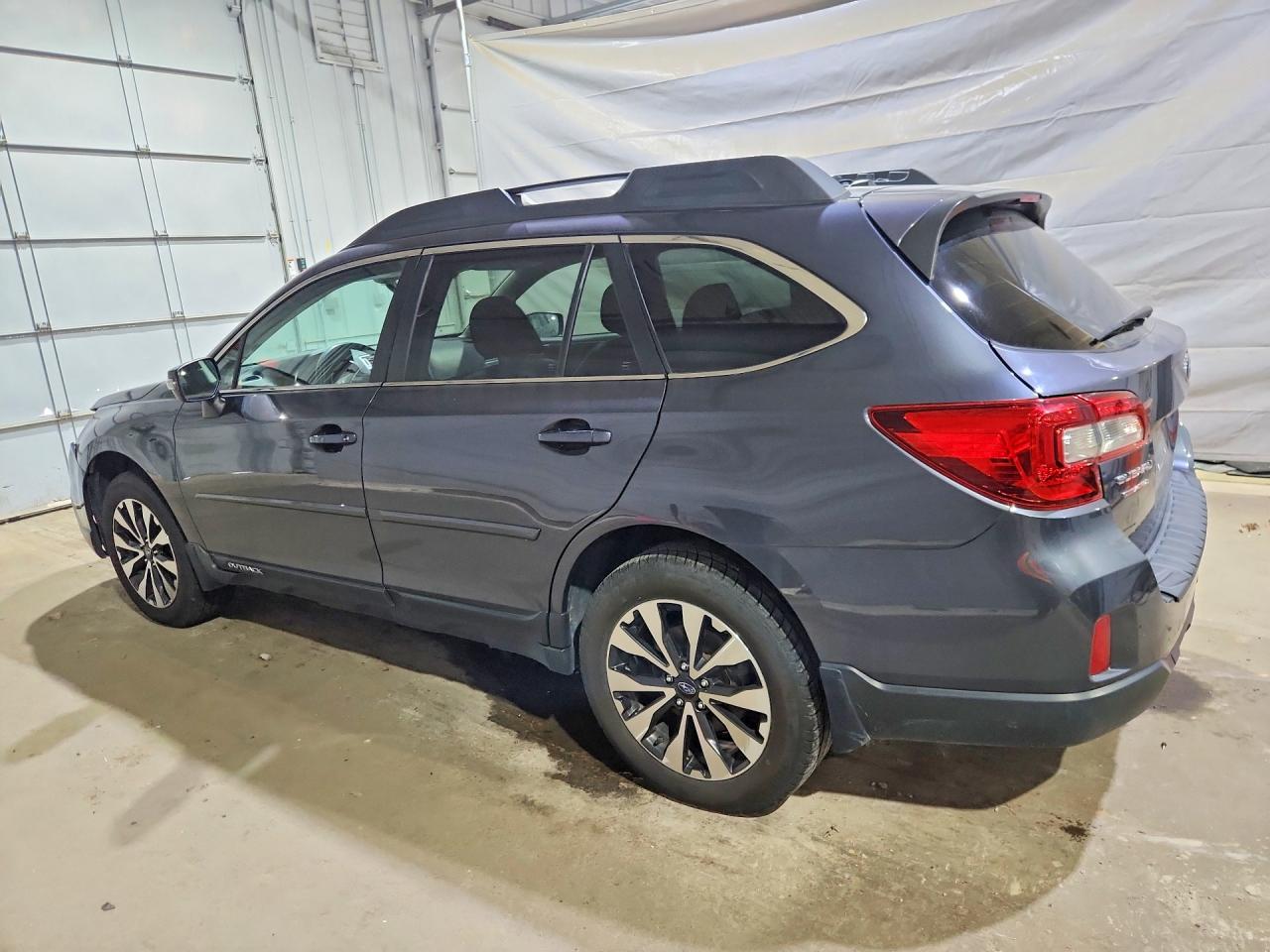 2015 Subaru Outback 3.6r Limited Charcoal vin: 4S4BSENC5F3342811