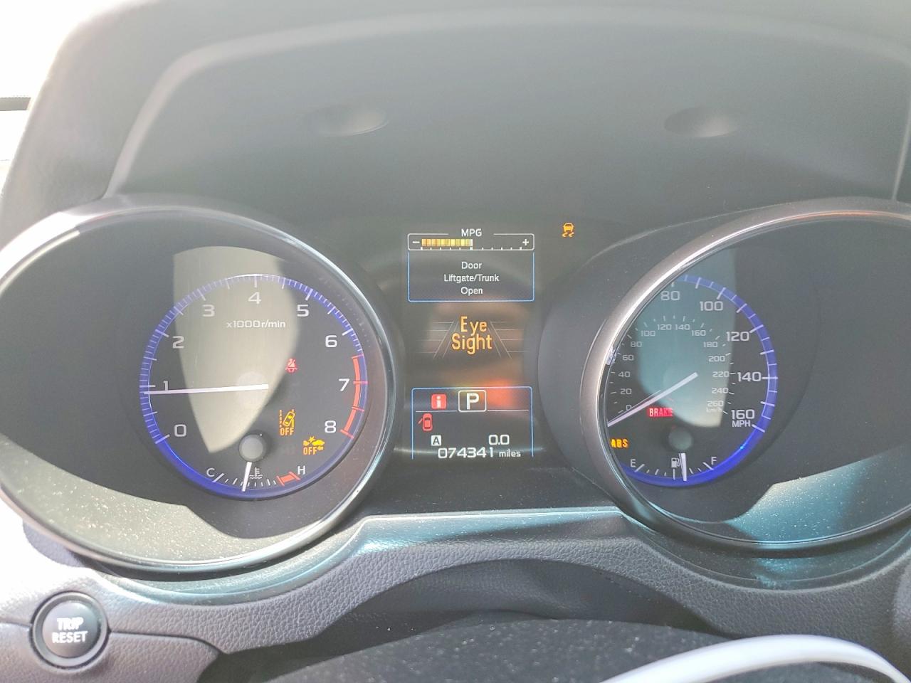 2015 Subaru Outback 3.6r Limited Белый vin: 4S4BSENC6F3303418