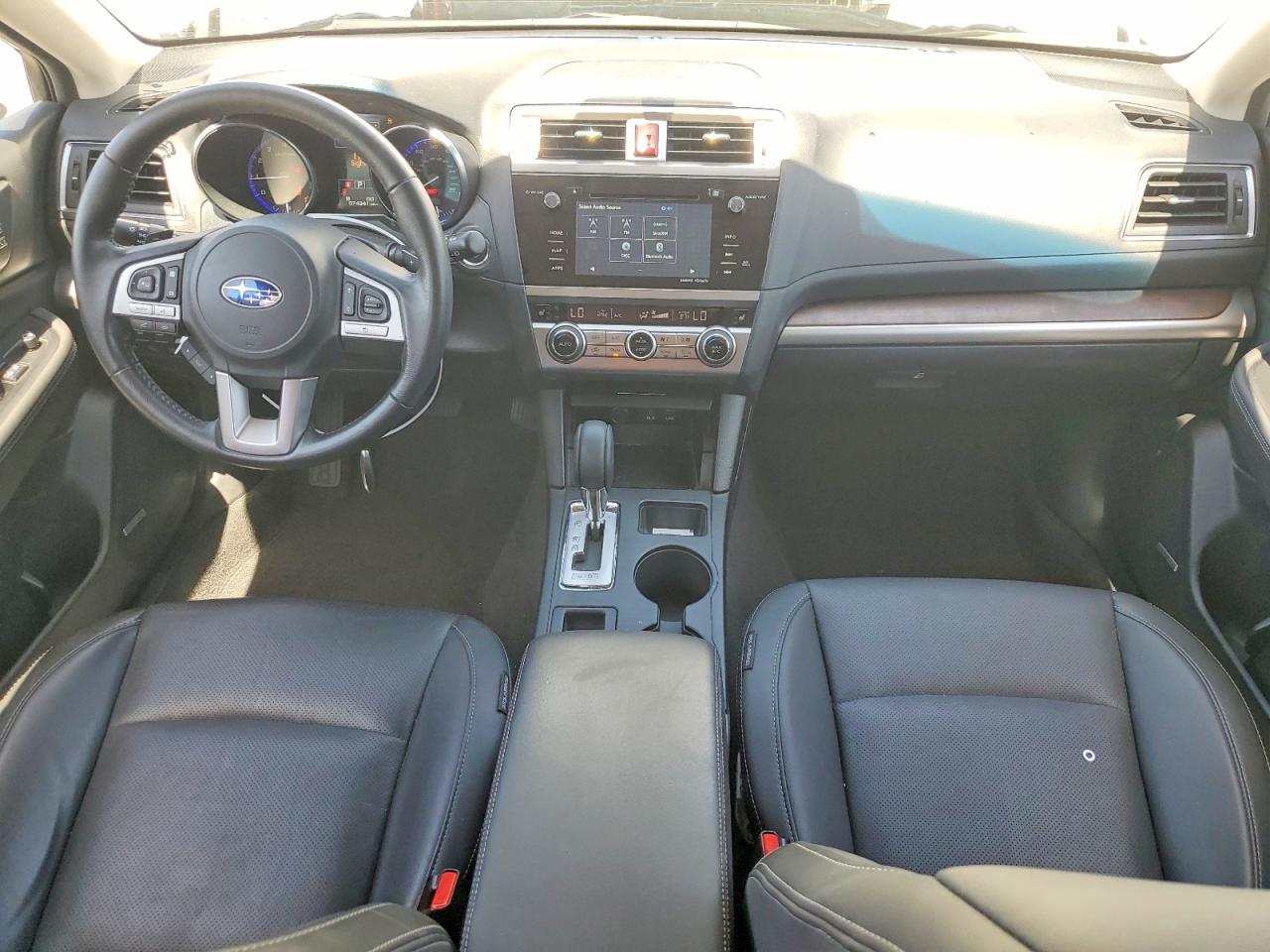2015 Subaru Outback 3.6r Limited Белый vin: 4S4BSENC6F3303418