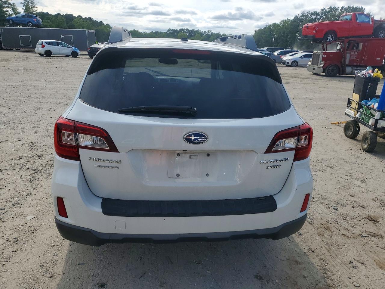 2015 Subaru Outback 3.6r Limited White vin: 4S4BSENC7F3226364