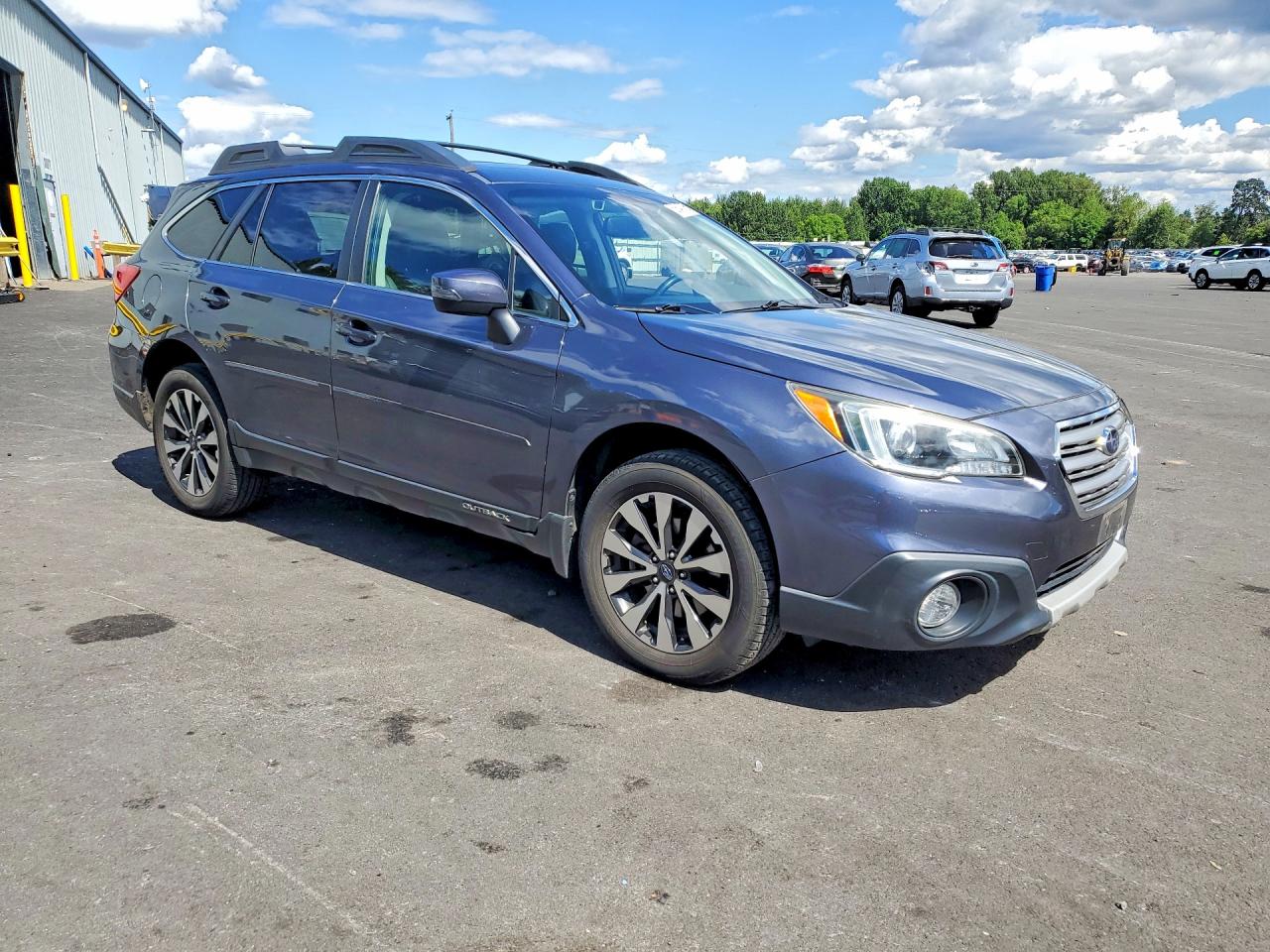 2016 Subaru Outback 3.6r Limited Gray vin: 4S4BSENC7G3314459