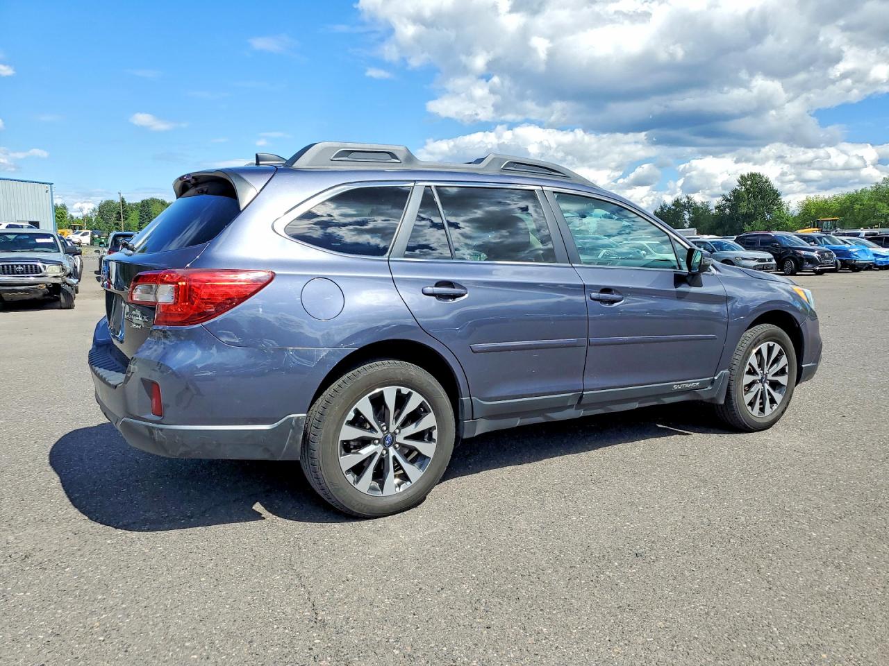 2016 Subaru Outback 3.6r Limited Gray vin: 4S4BSENC7G3314459