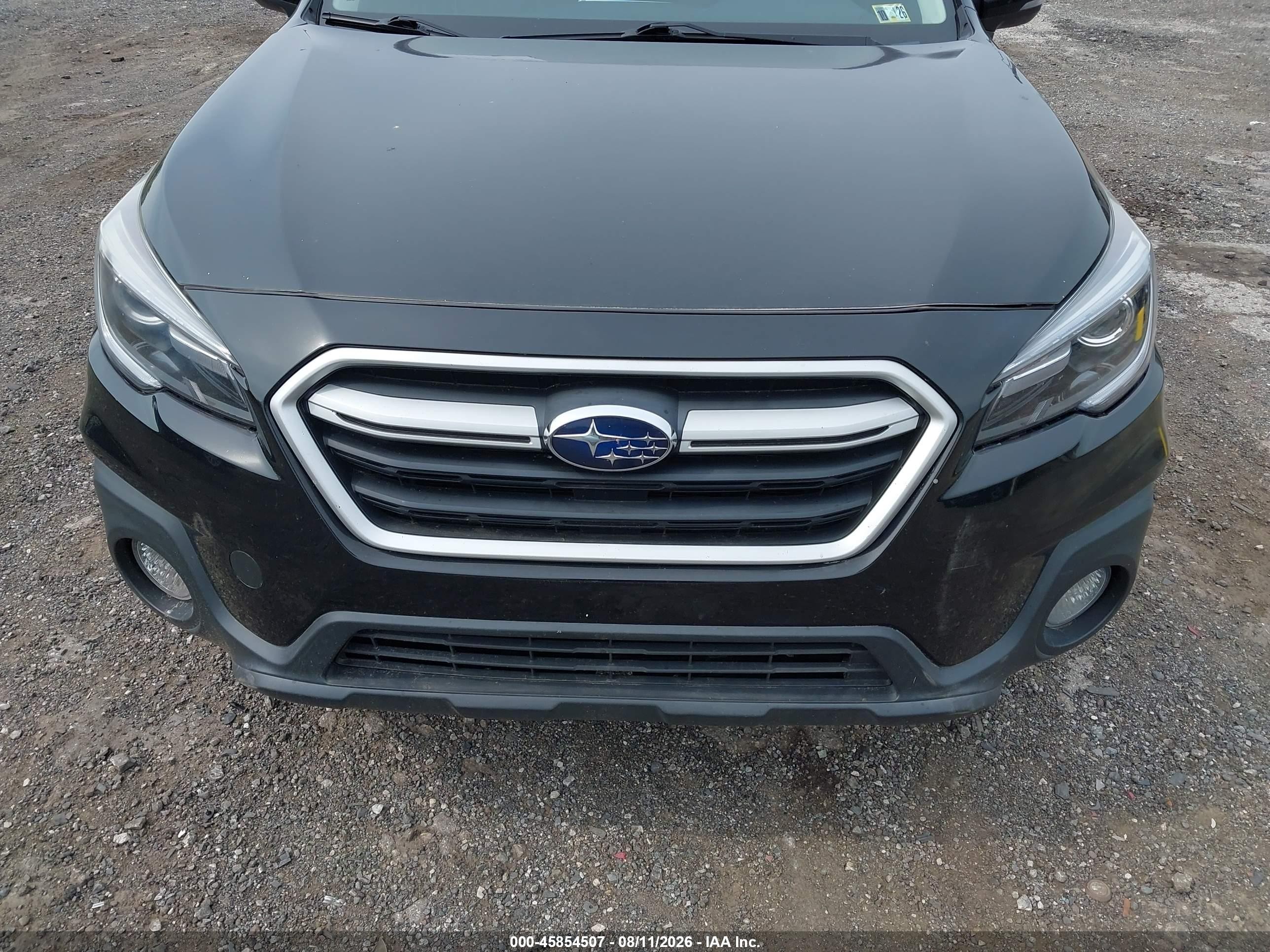 2018 Subaru Outback 3.6r Limited Черный vin: 4S4BSENC7J3308734