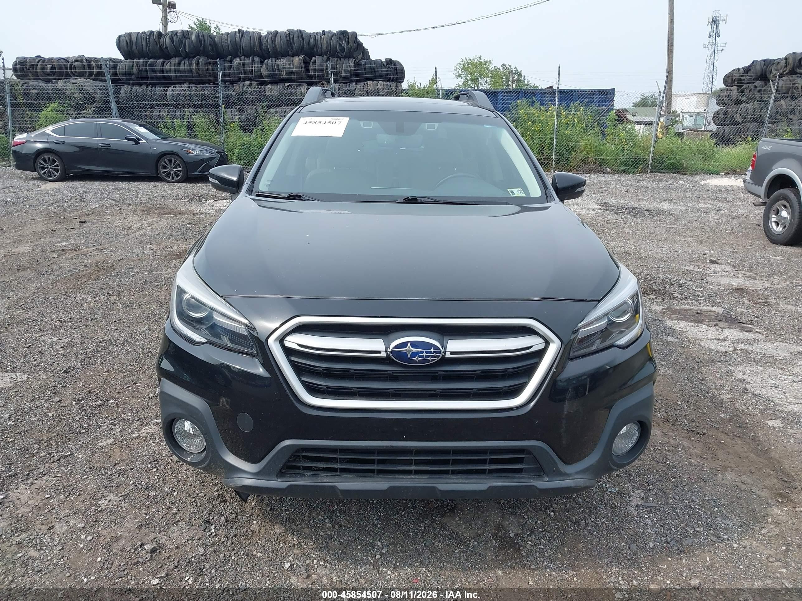 2018 Subaru Outback 3.6r Limited Черный vin: 4S4BSENC7J3308734