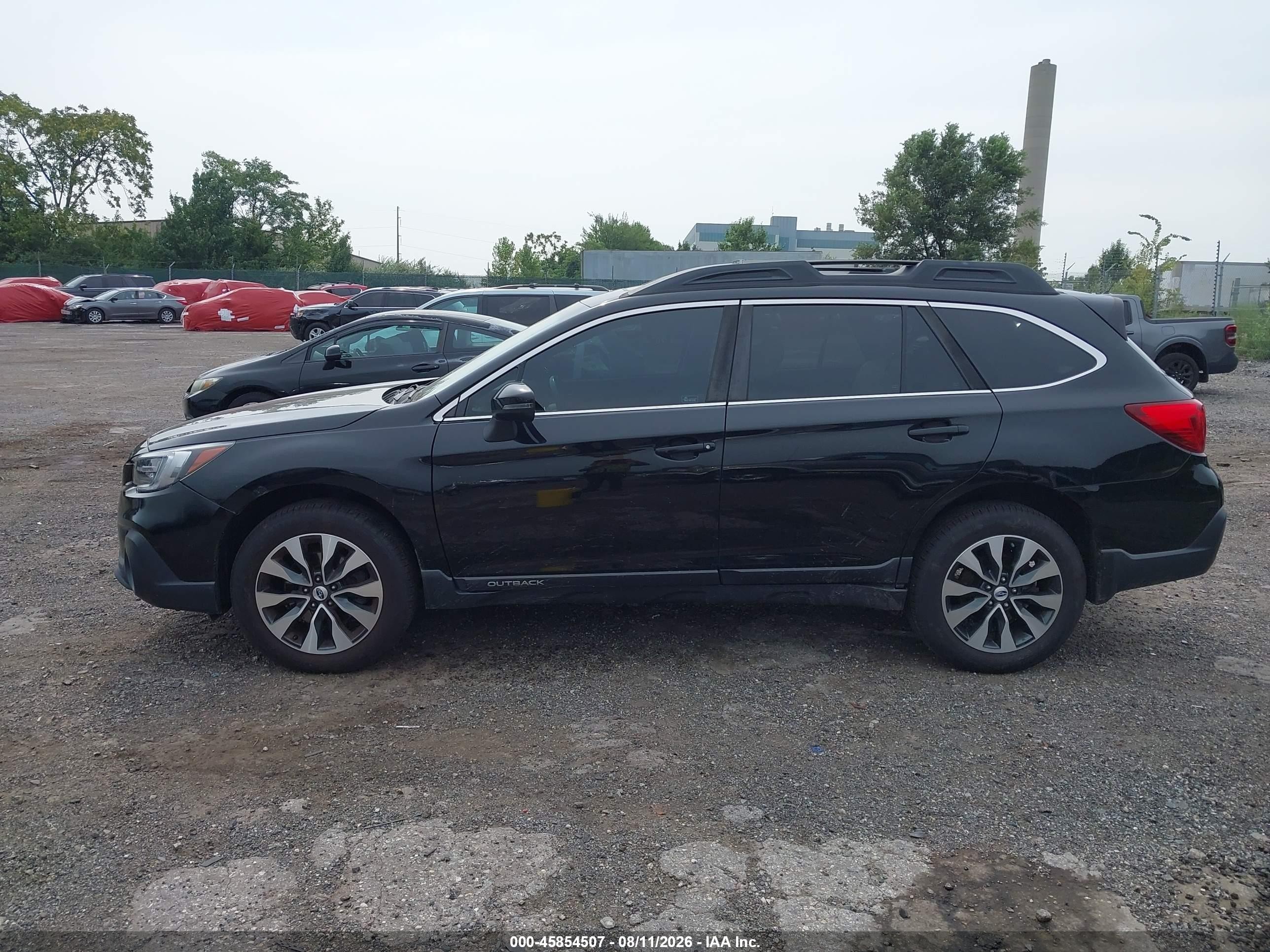 2018 Subaru Outback 3.6r Limited Черный vin: 4S4BSENC7J3308734