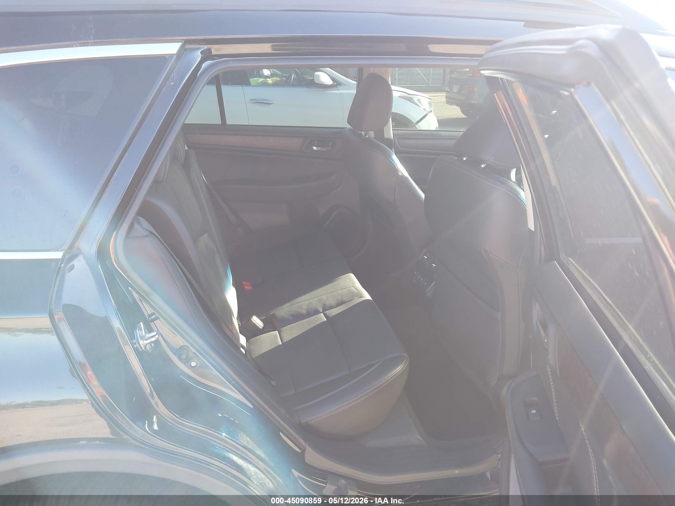 2019 Subaru Outback 3.6r Limited Black vin: 4S4BSENC7K3327737