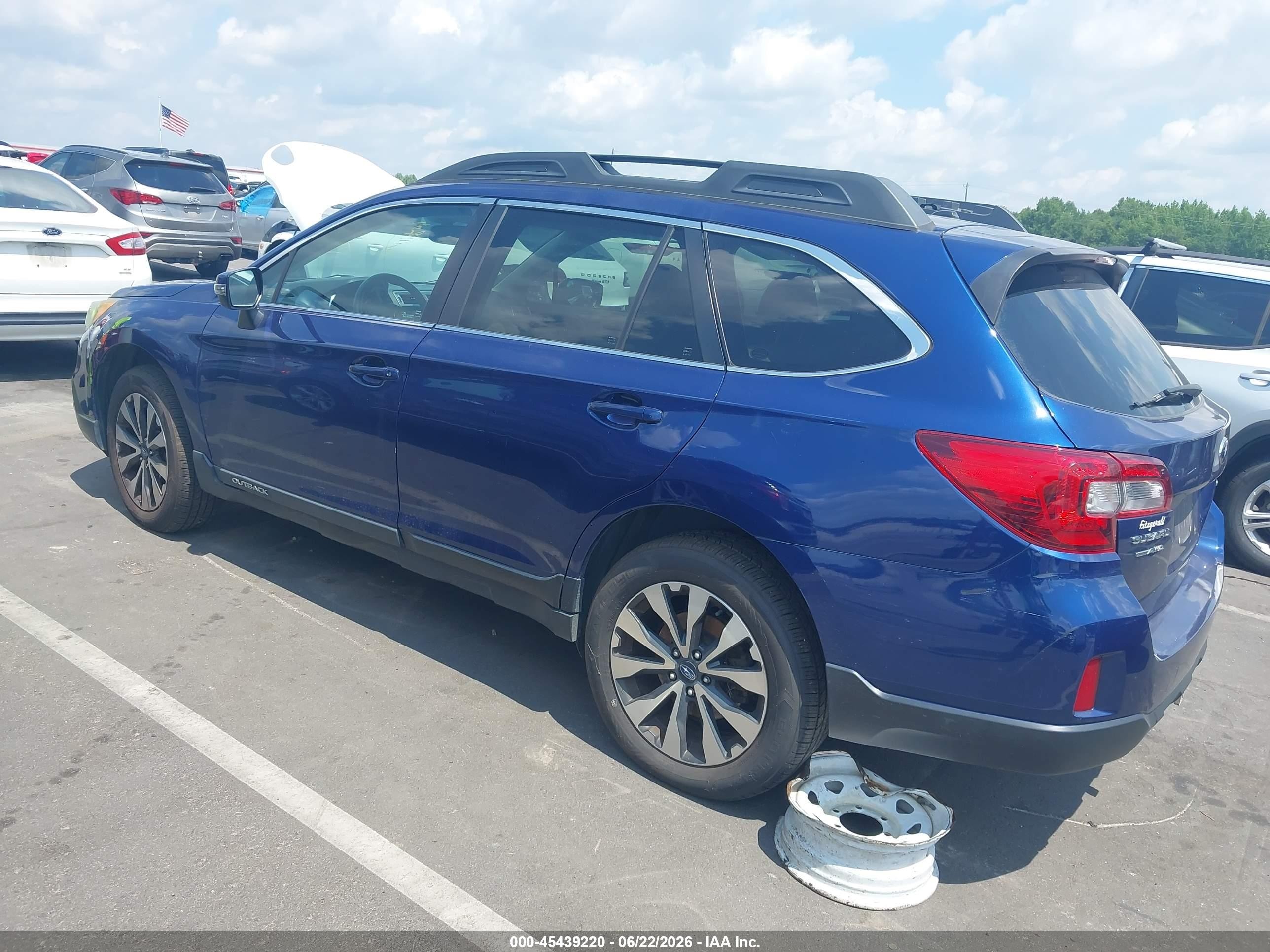2015 Subaru Outback 3.6r Limited Blue vin: 4S4BSENC8F3223392