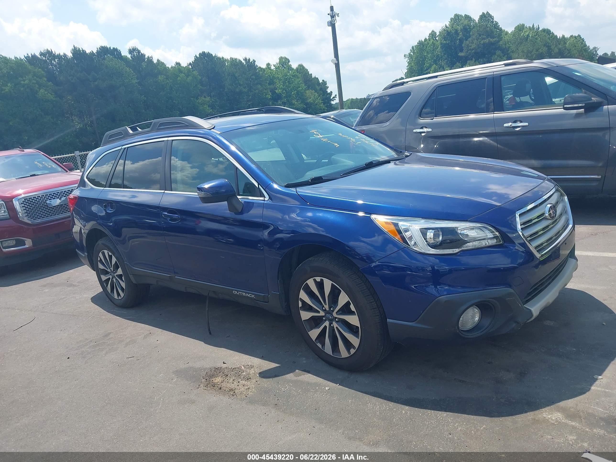 2015 Subaru Outback 3.6r Limited Blue vin: 4S4BSENC8F3223392