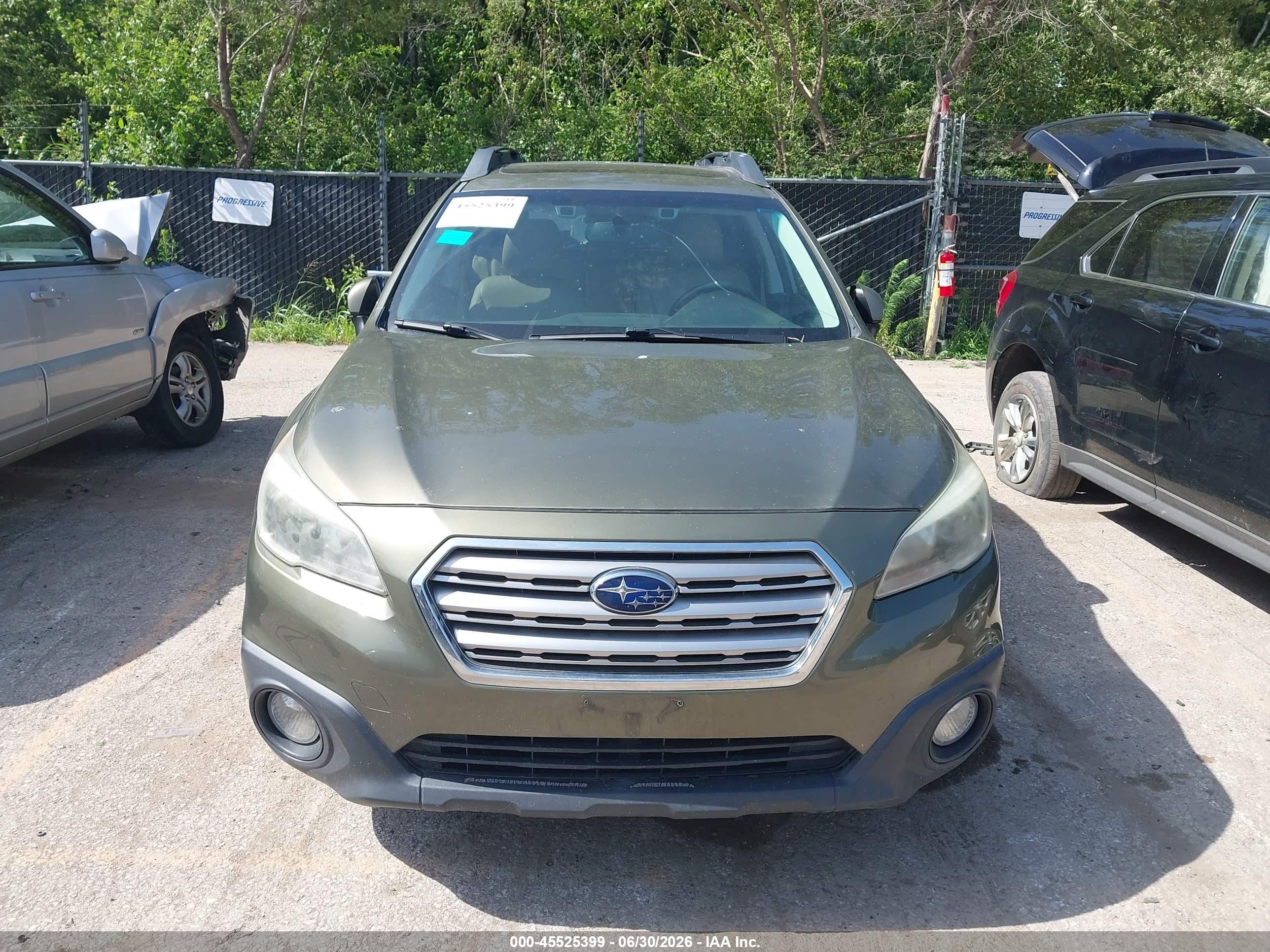 2015 Subaru Outback 3.6r Limited Green vin: 4S4BSENC8F3263522